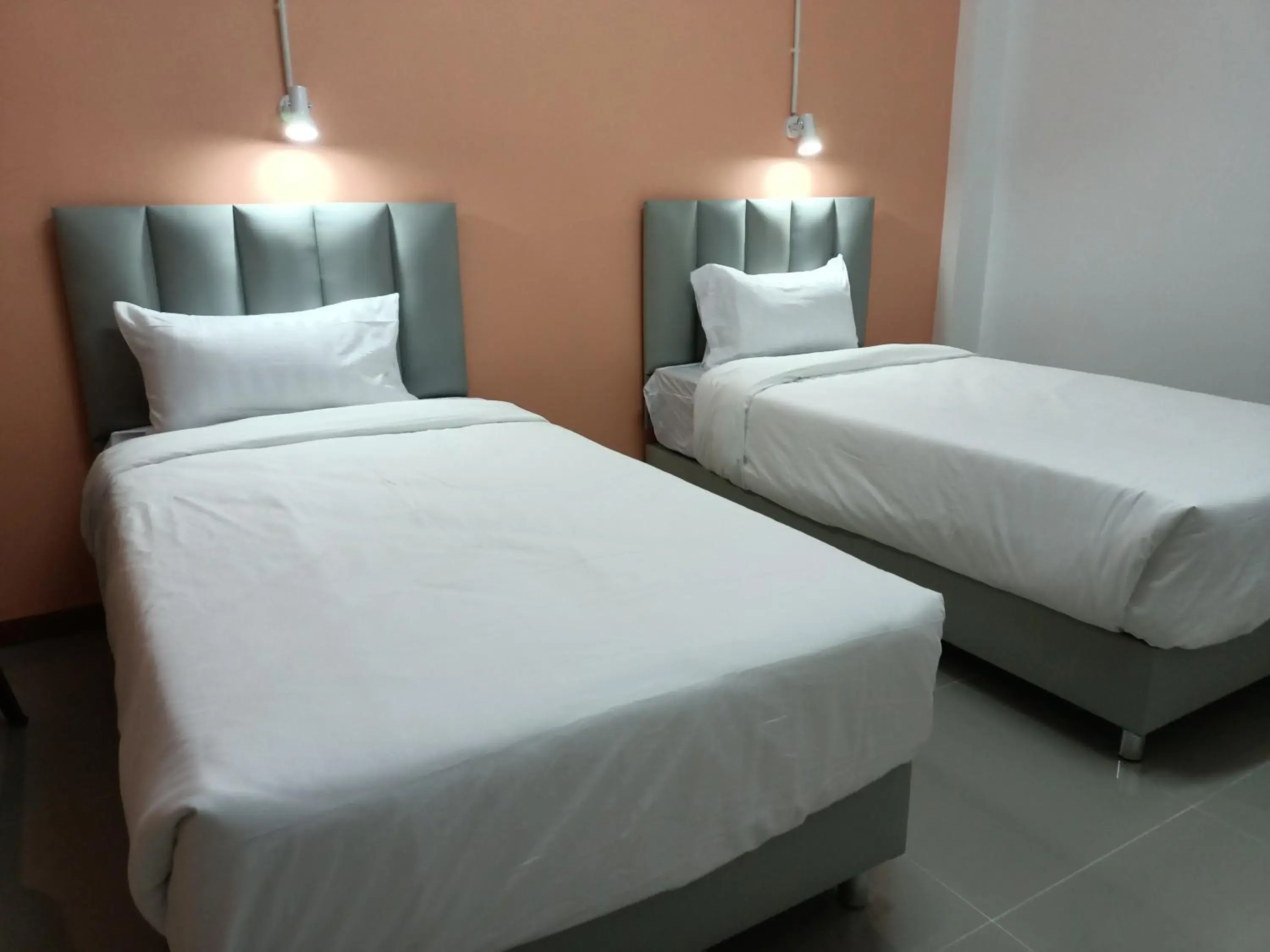 Twin Room in โรงแรม เดอะพีช / The Peach hotel Twin Room in โรงแรม เดอะพีช / The Peach hotel