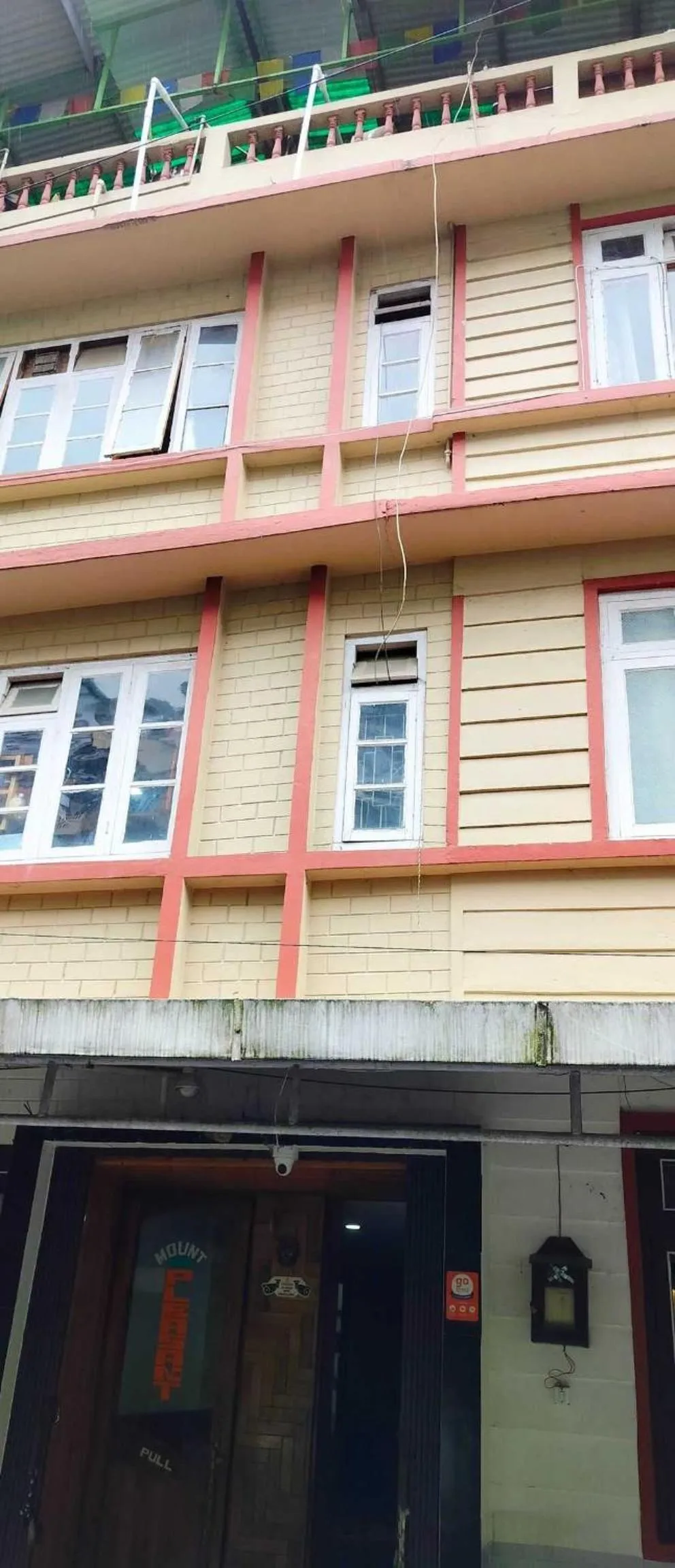 Collection O Mount Pleasant