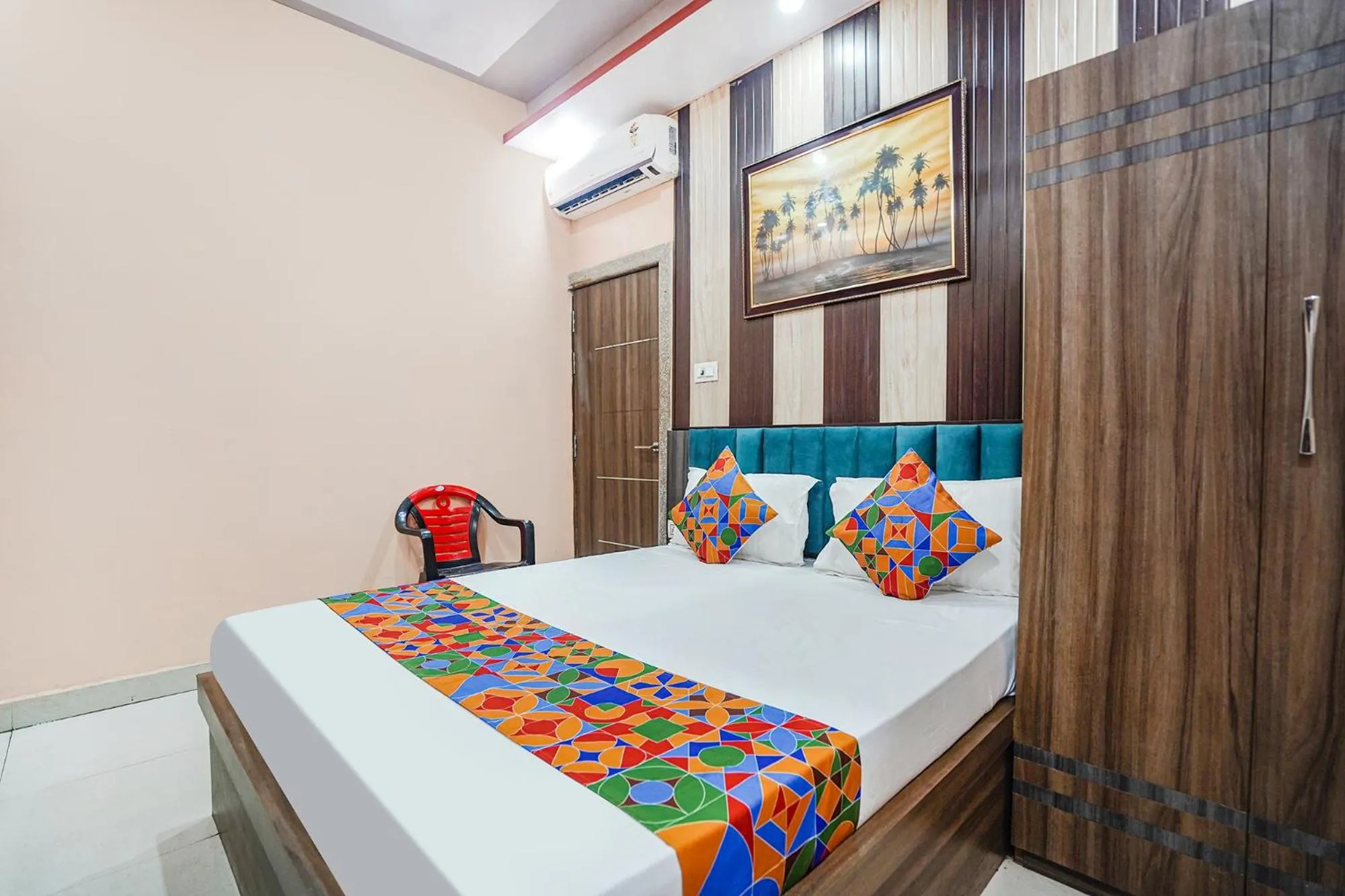Bed in Super OYO Hotel O Rameshwaram Inn