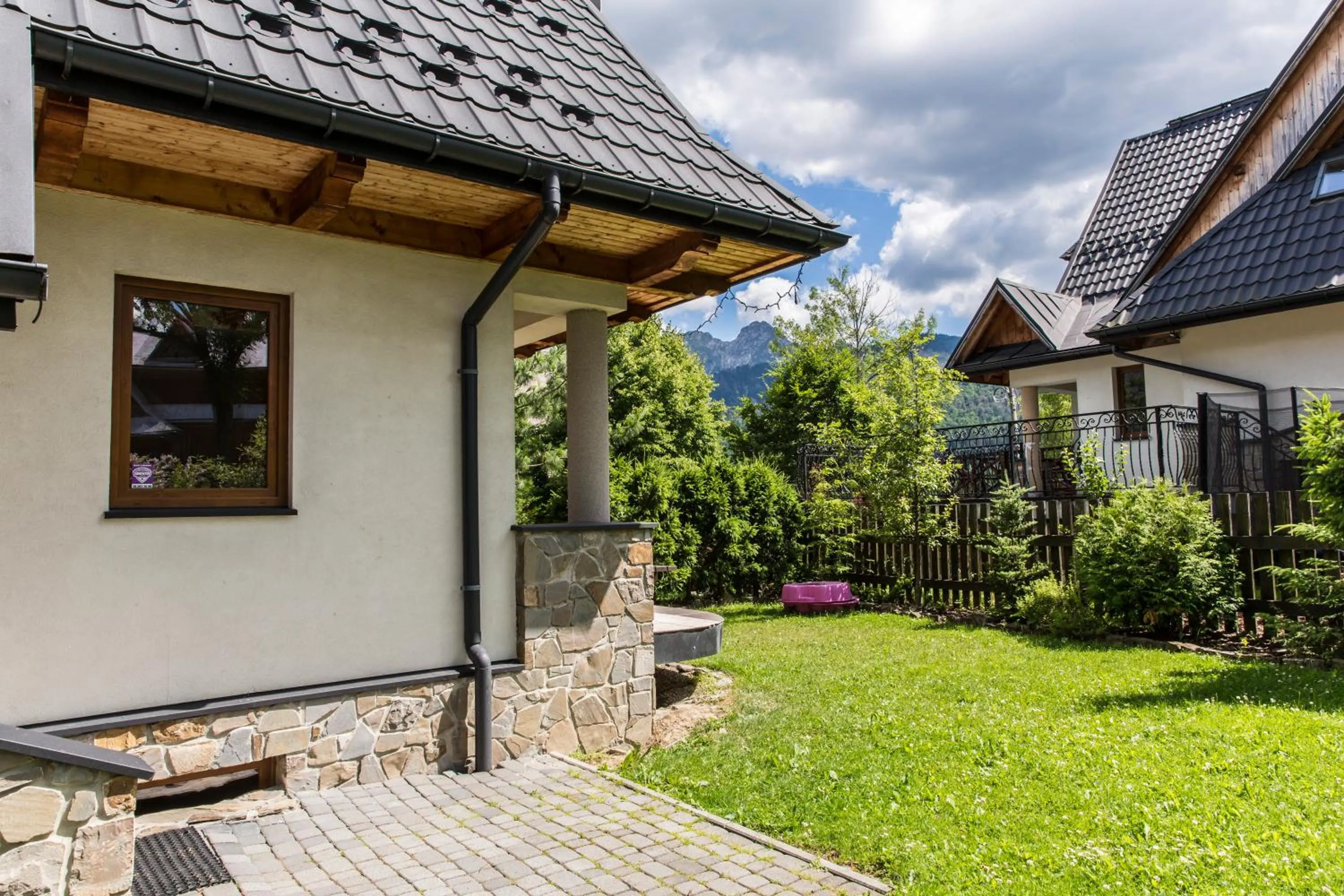 Property building in TatryTop Figaro