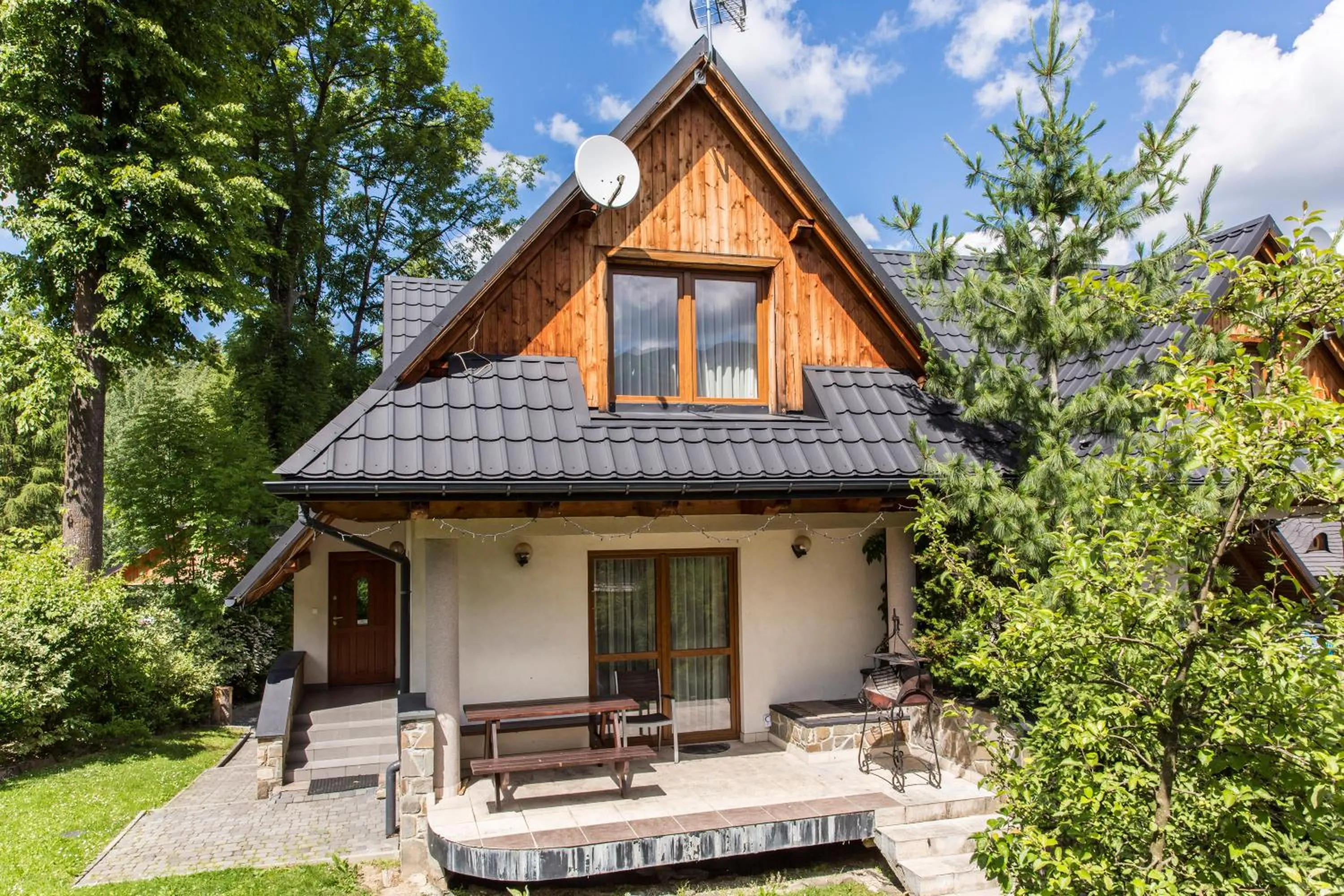 Property building in TatryTop Figaro