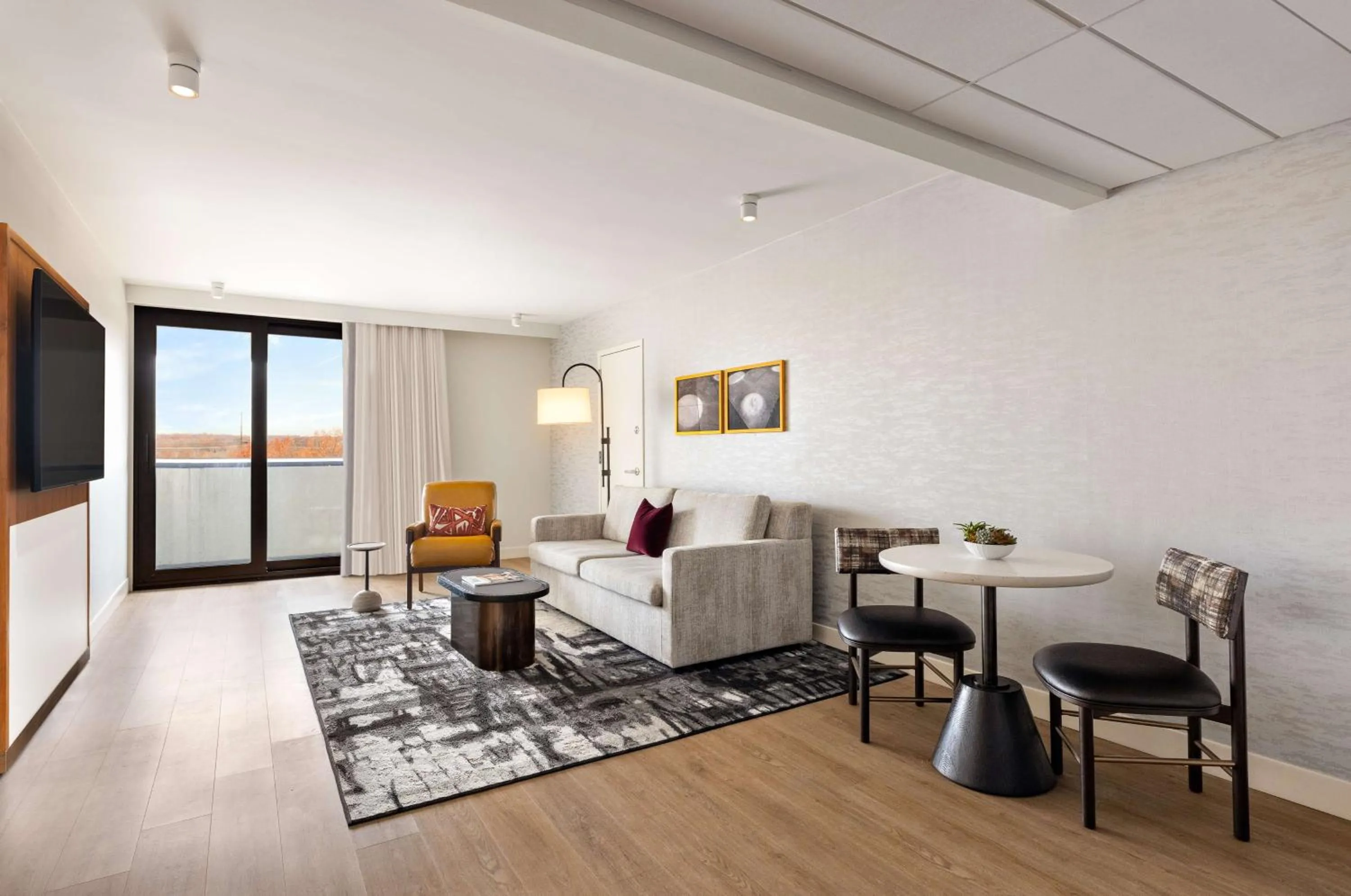 Photo of the whole room in Hyatt Regency New Brunswick