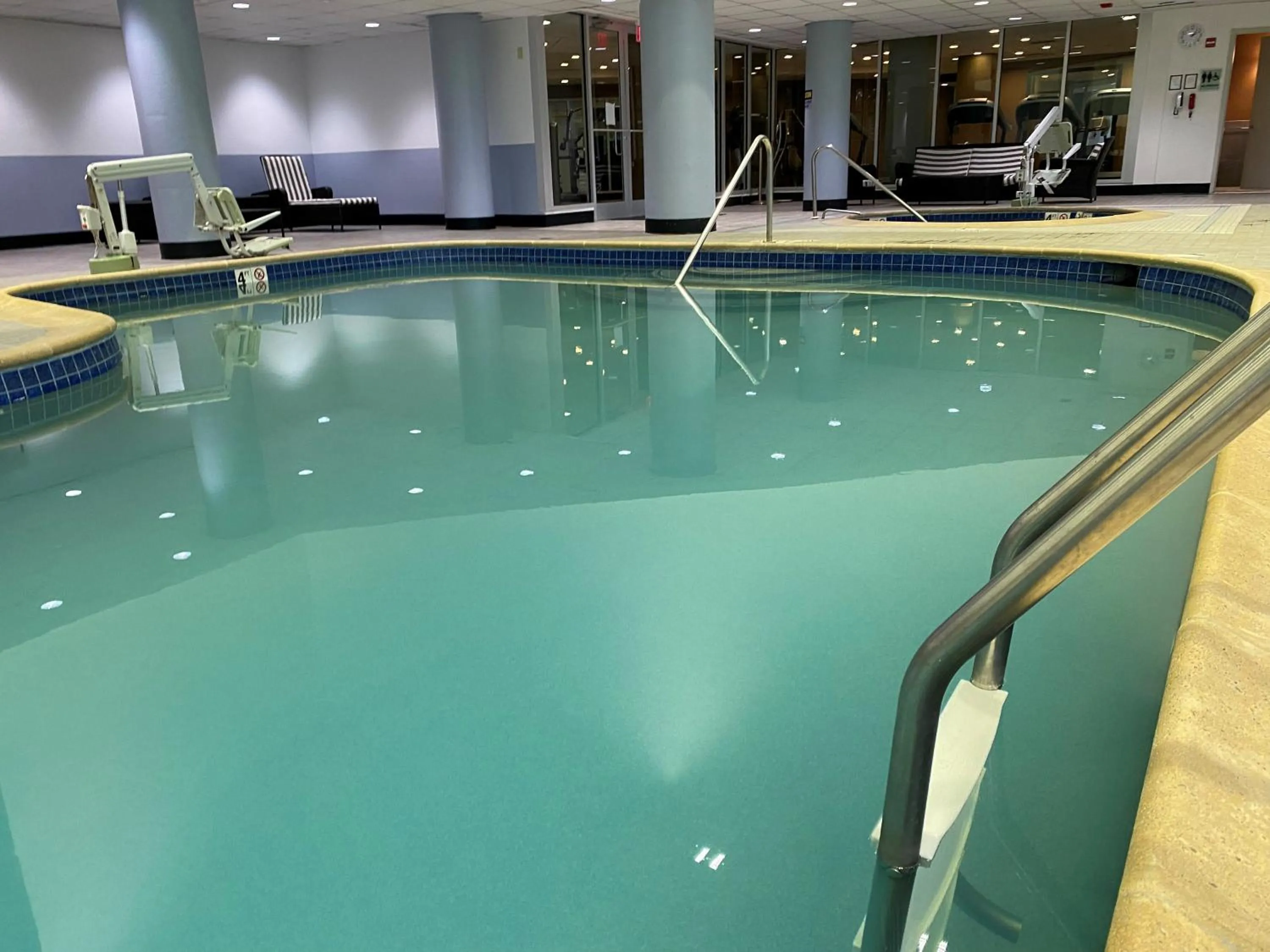 Swimming pool in Hyatt Regency New Brunswick