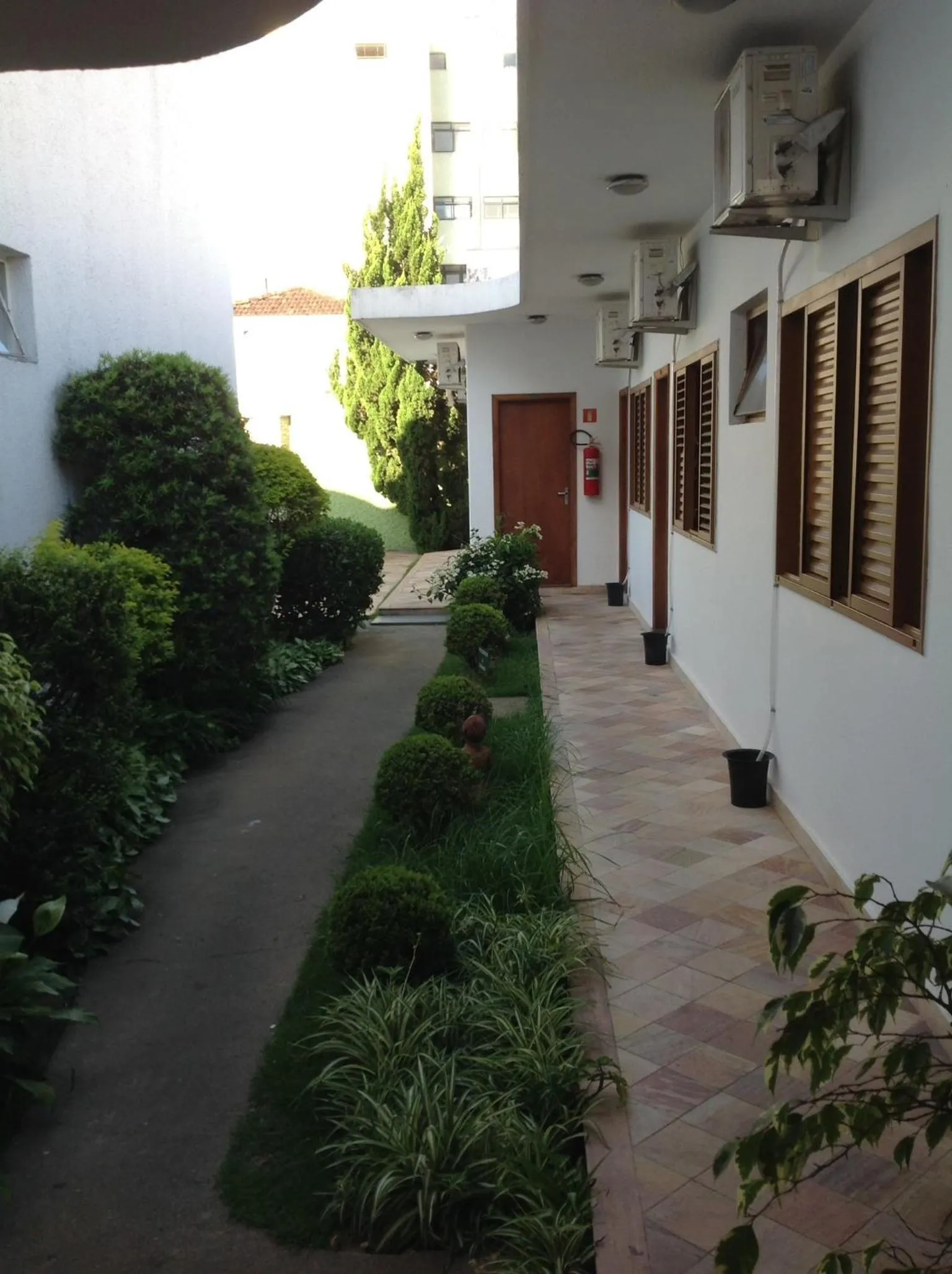 Facade/entrance in Samambaia Executive Hotel