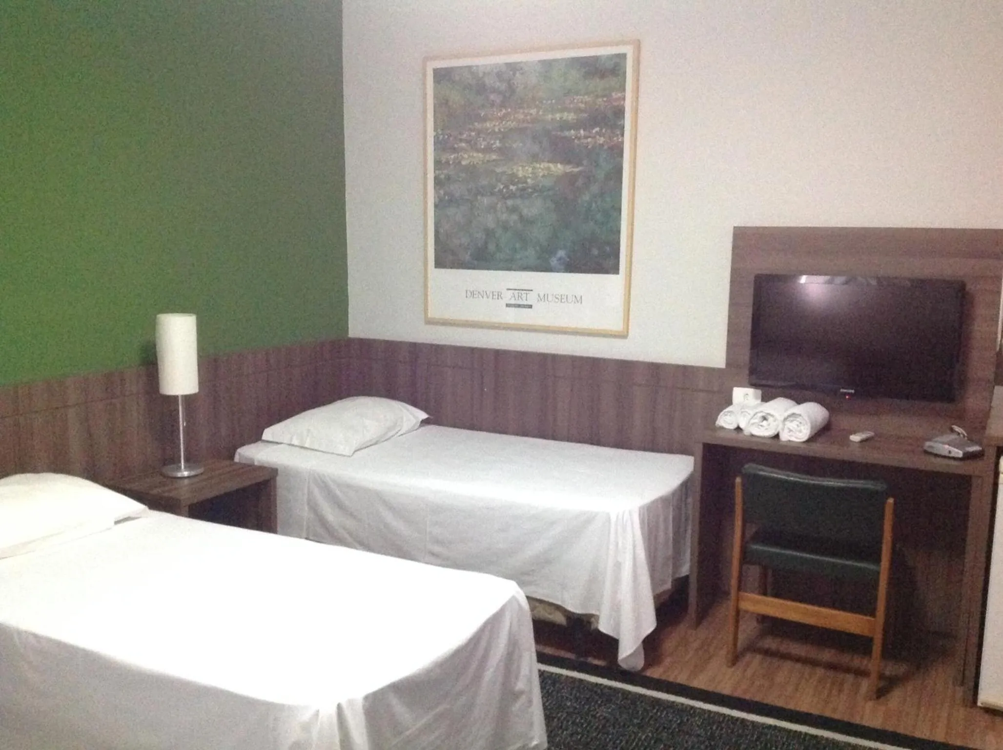 Bed in Samambaia Executive Hotel