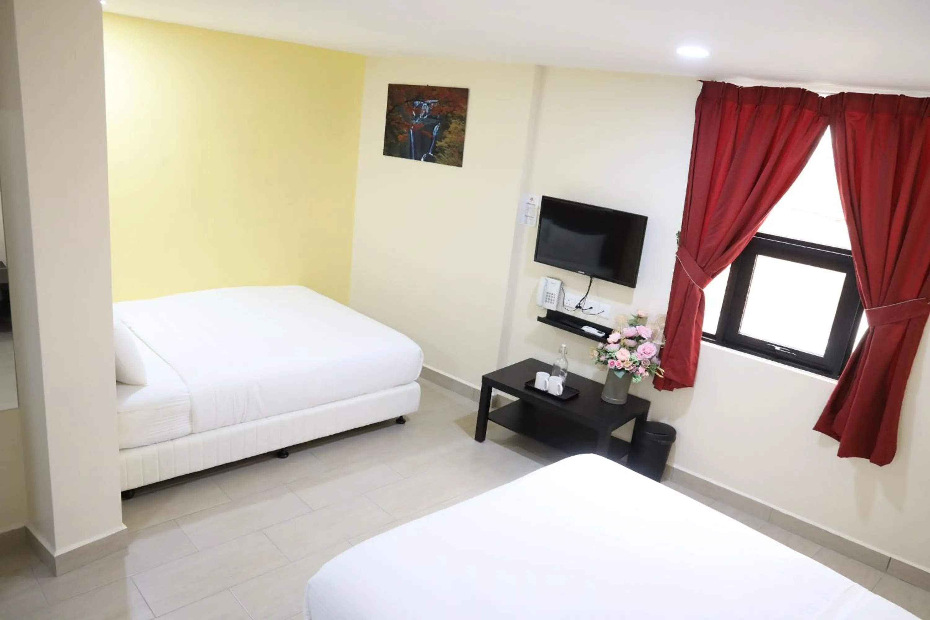 Bedroom, Bed in Capital O 90897 Island City Hotel