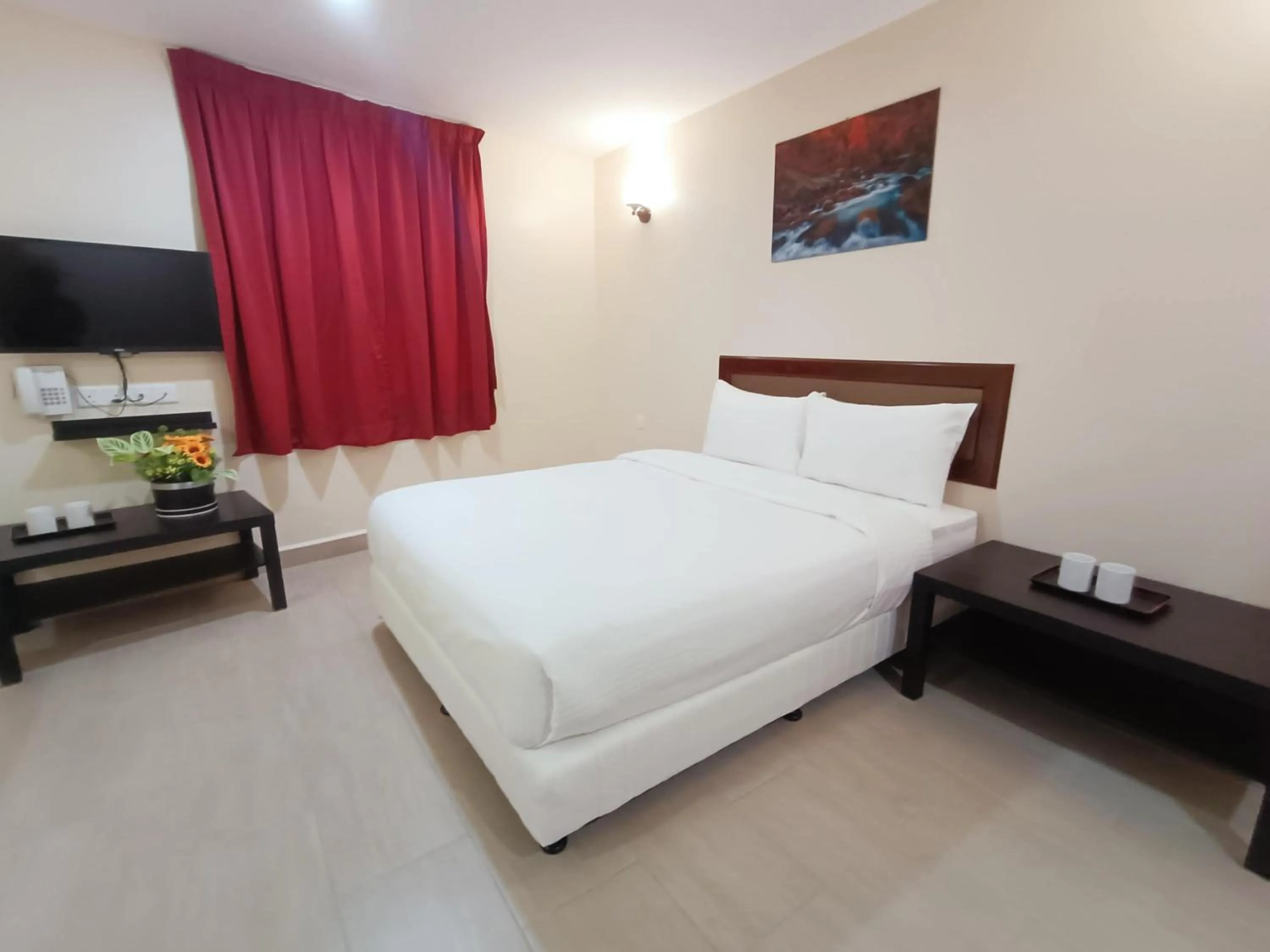 Bedroom, Bed in Capital O 90897 Island City Hotel