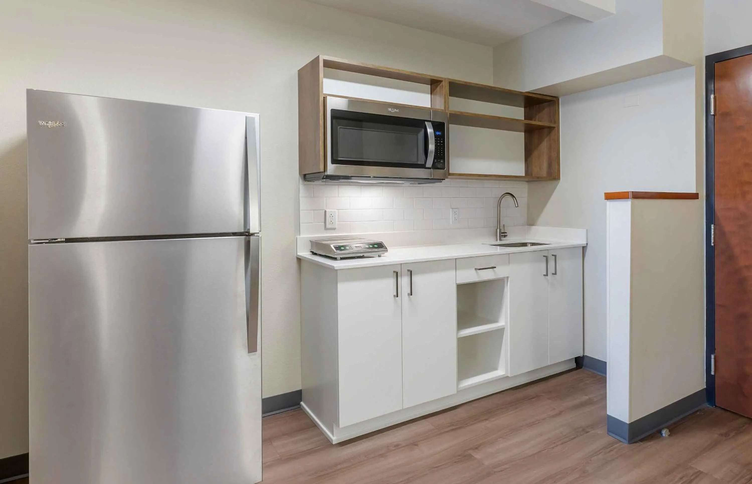 kitchen in Extended Stay America Premier Suites - Pittsburgh - Cranberry Township - I-76