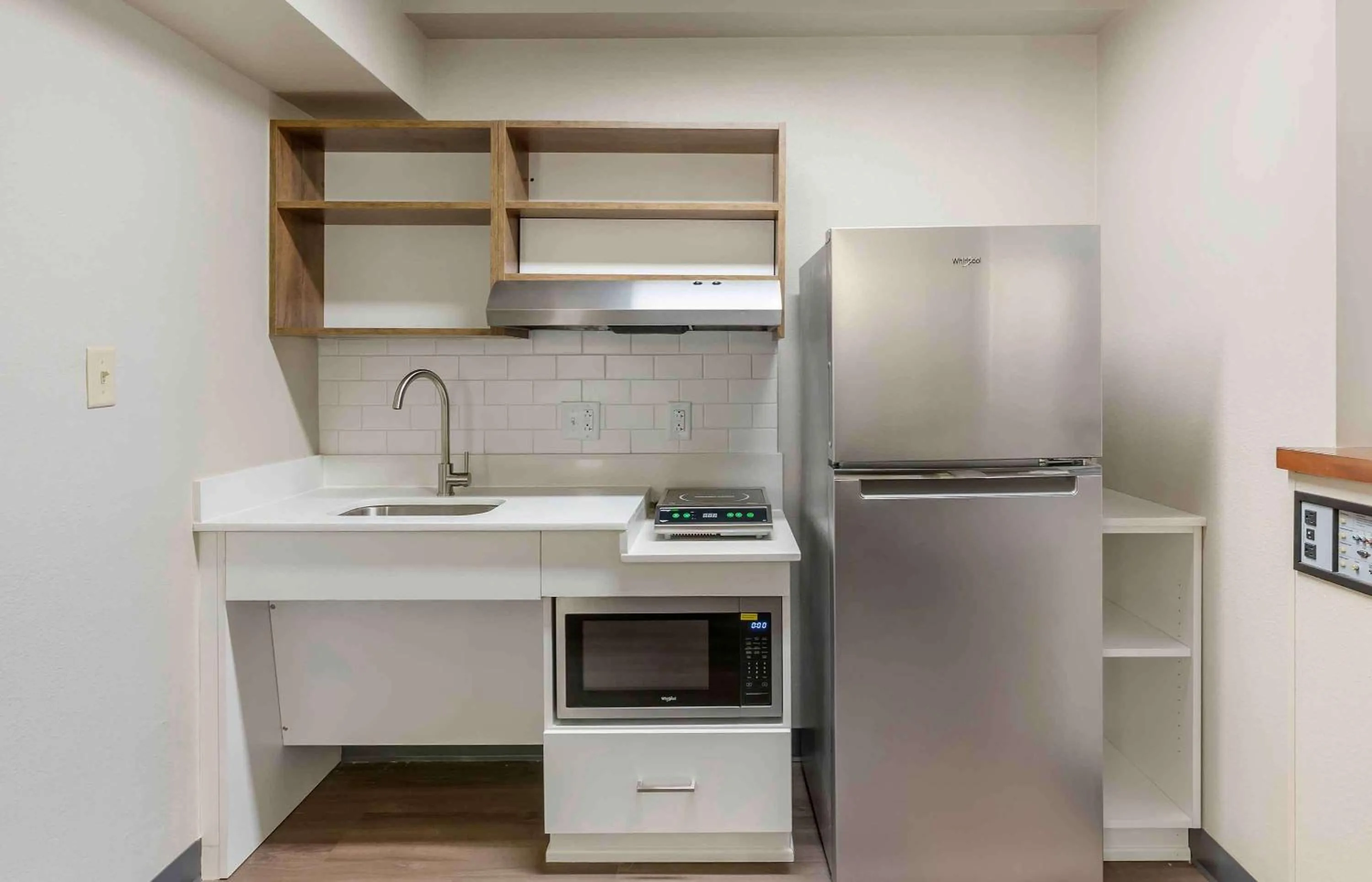 Kitchen or kitchenette in Extended Stay America Premier Suites - Pittsburgh - Cranberry Township - I-76