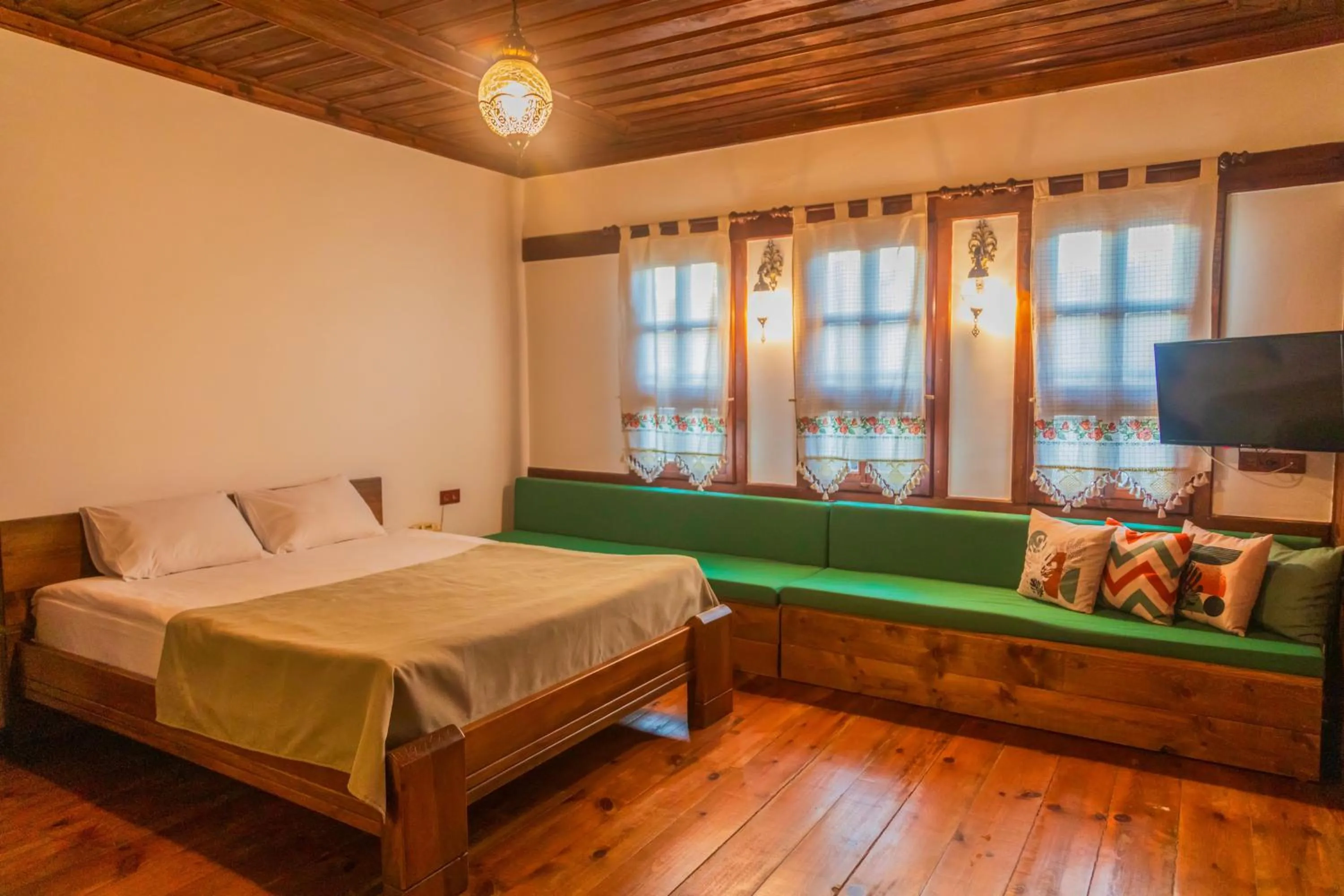 Bed in Saffronia1900 Butik Otel