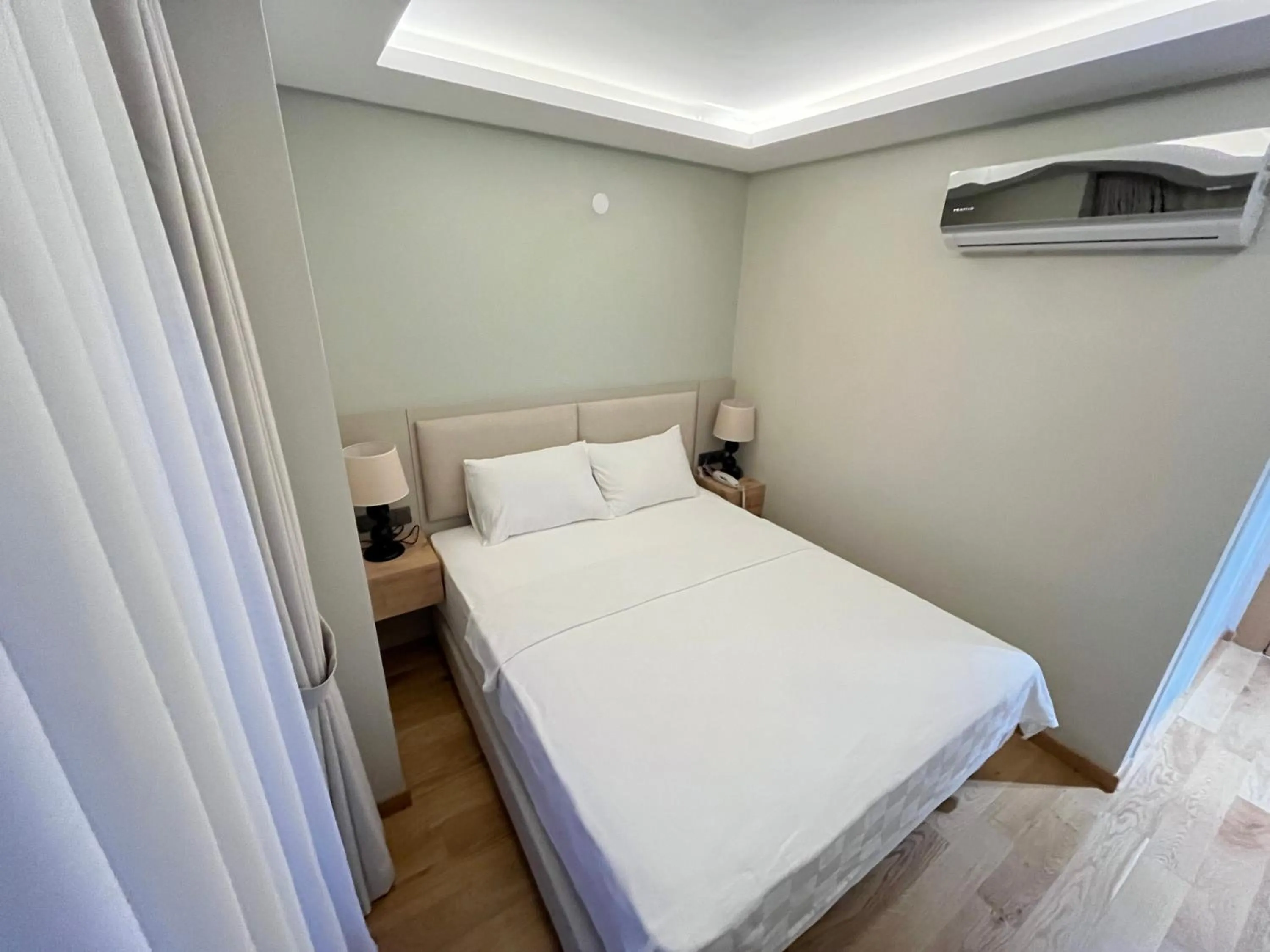 Massage, Bed in Sezer's Oliva Hotel