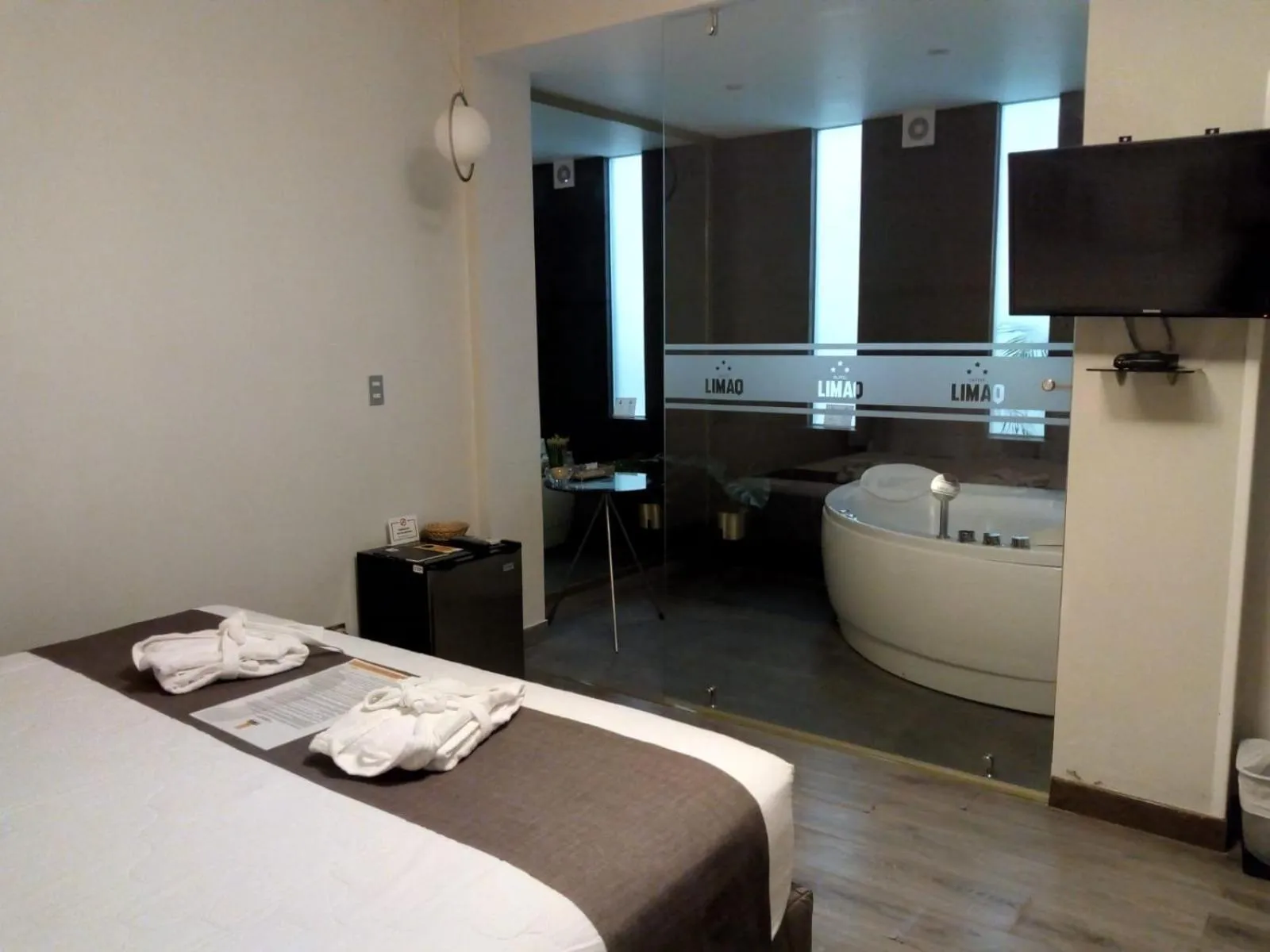 Bedroom, Bed in LimaQ Hotel