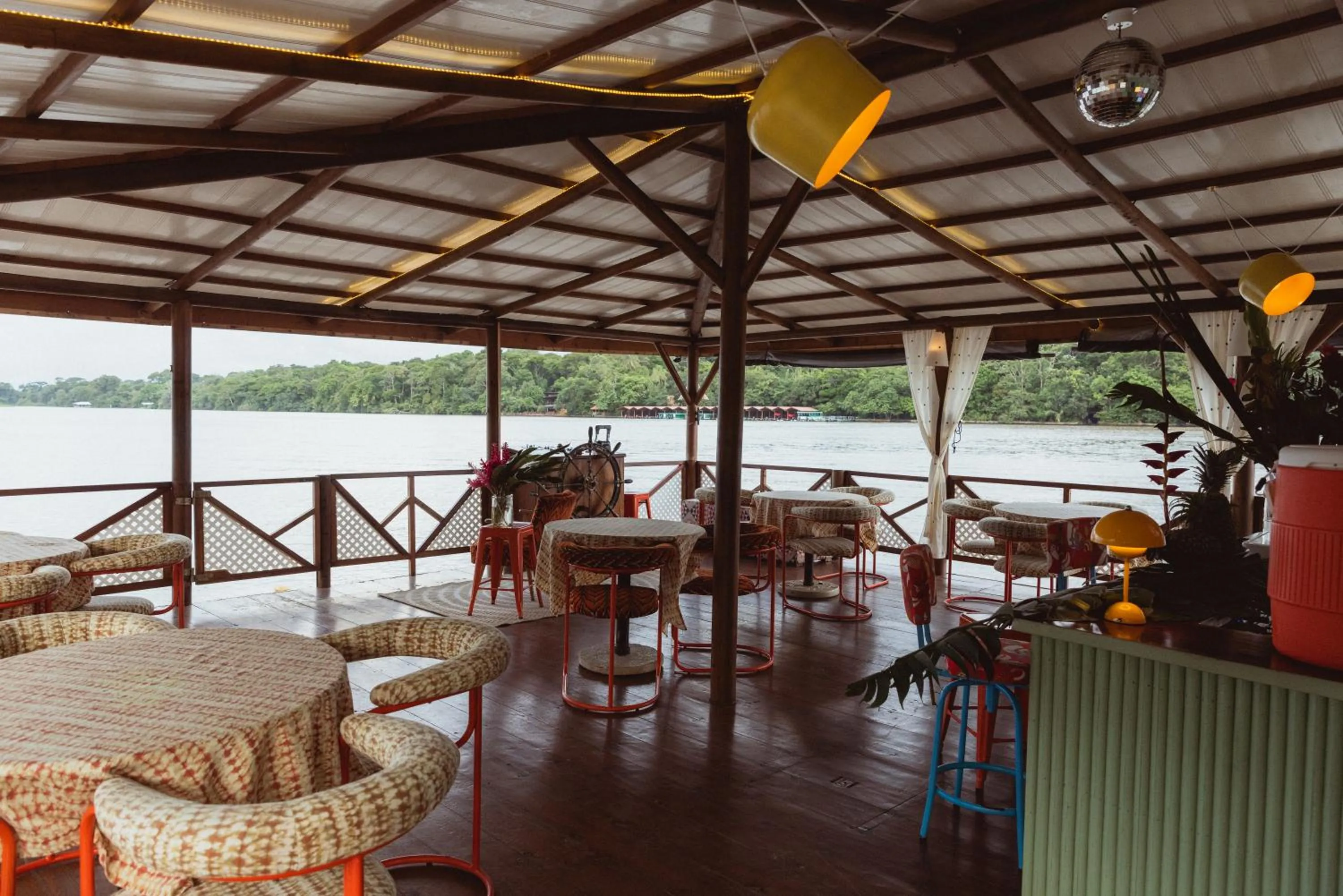 Restaurant/places to eat in Mawamba Lodge