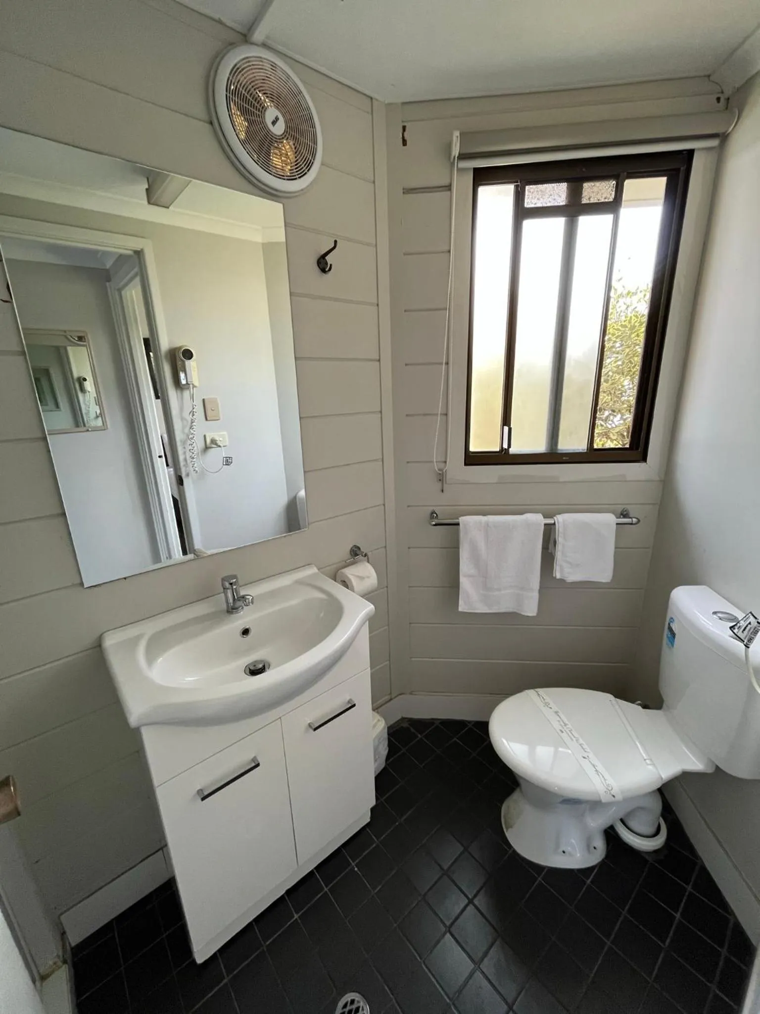 Bathroom in Shelly Beach Holiday Park