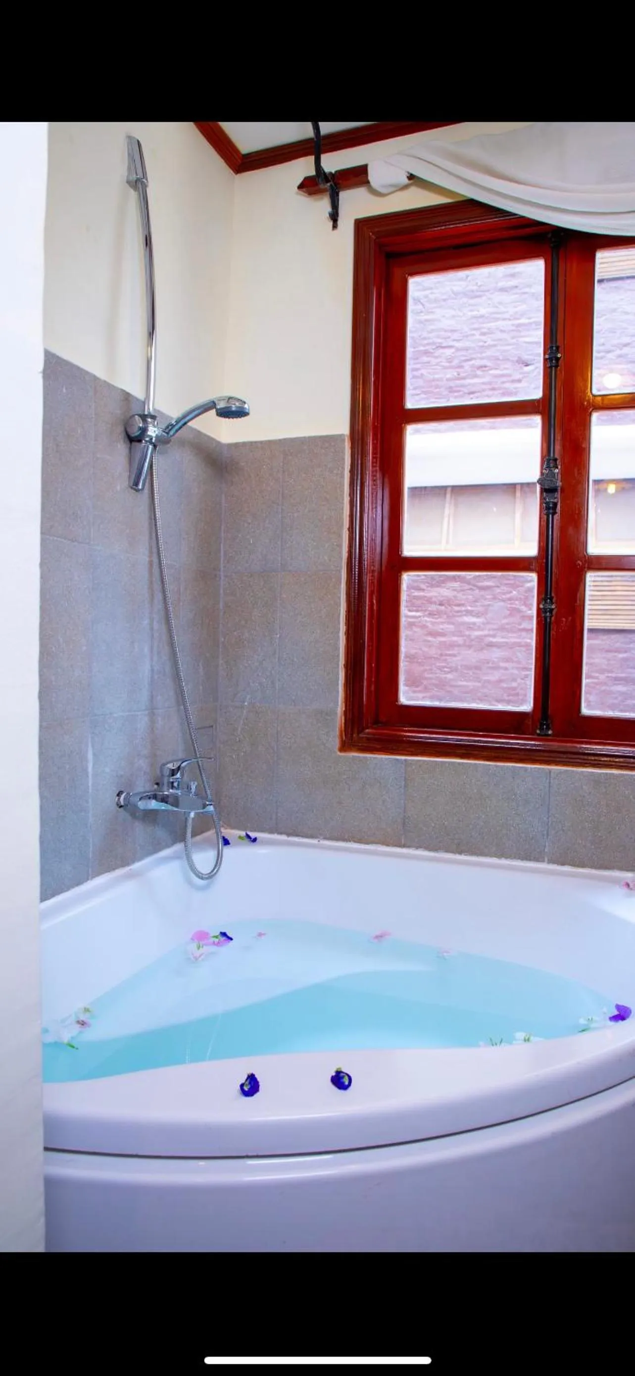 Bathroom in Phongsavath Boutique Hotel