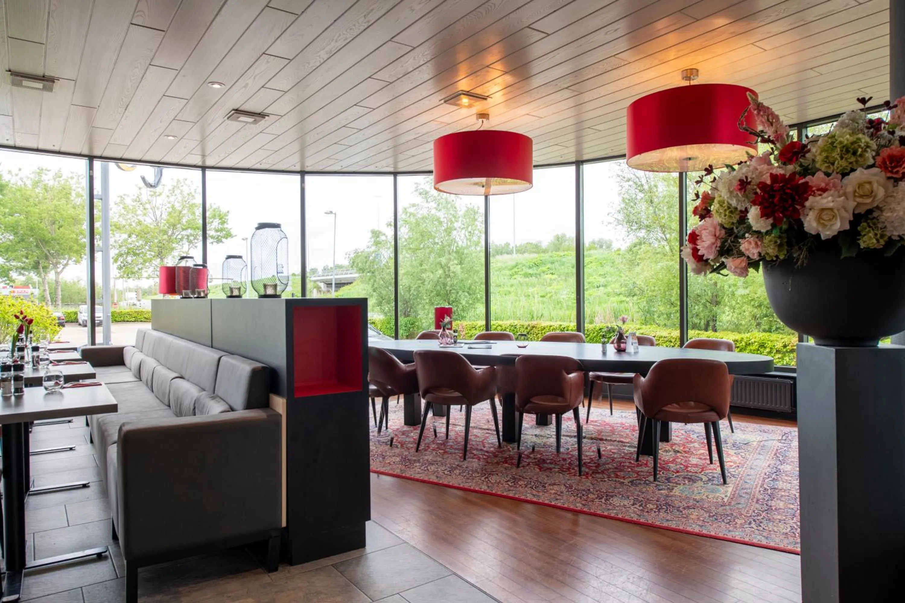 Restaurant/places to eat in Bastion Hotel Almere