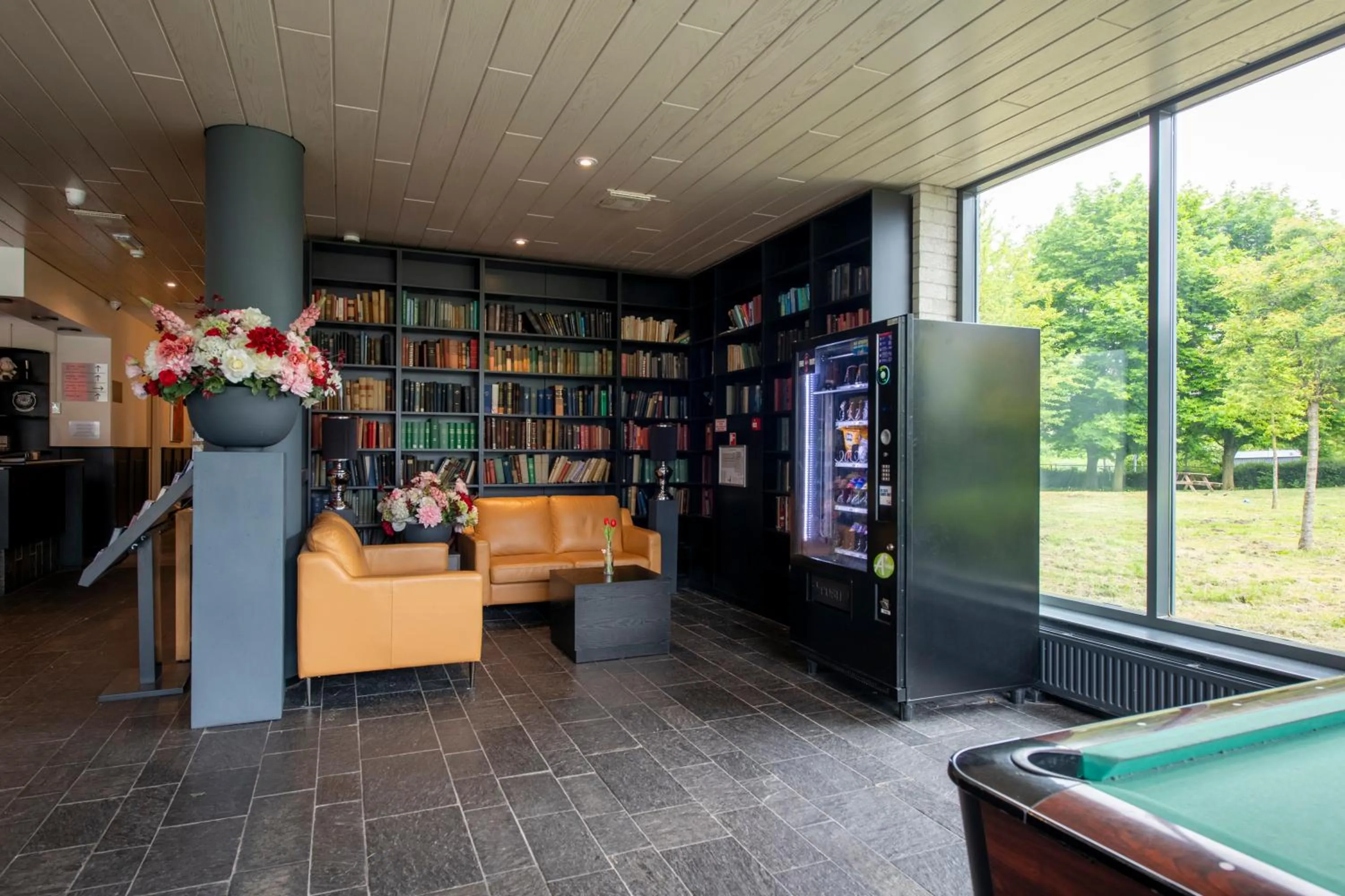 Seating area in Bastion Hotel Almere