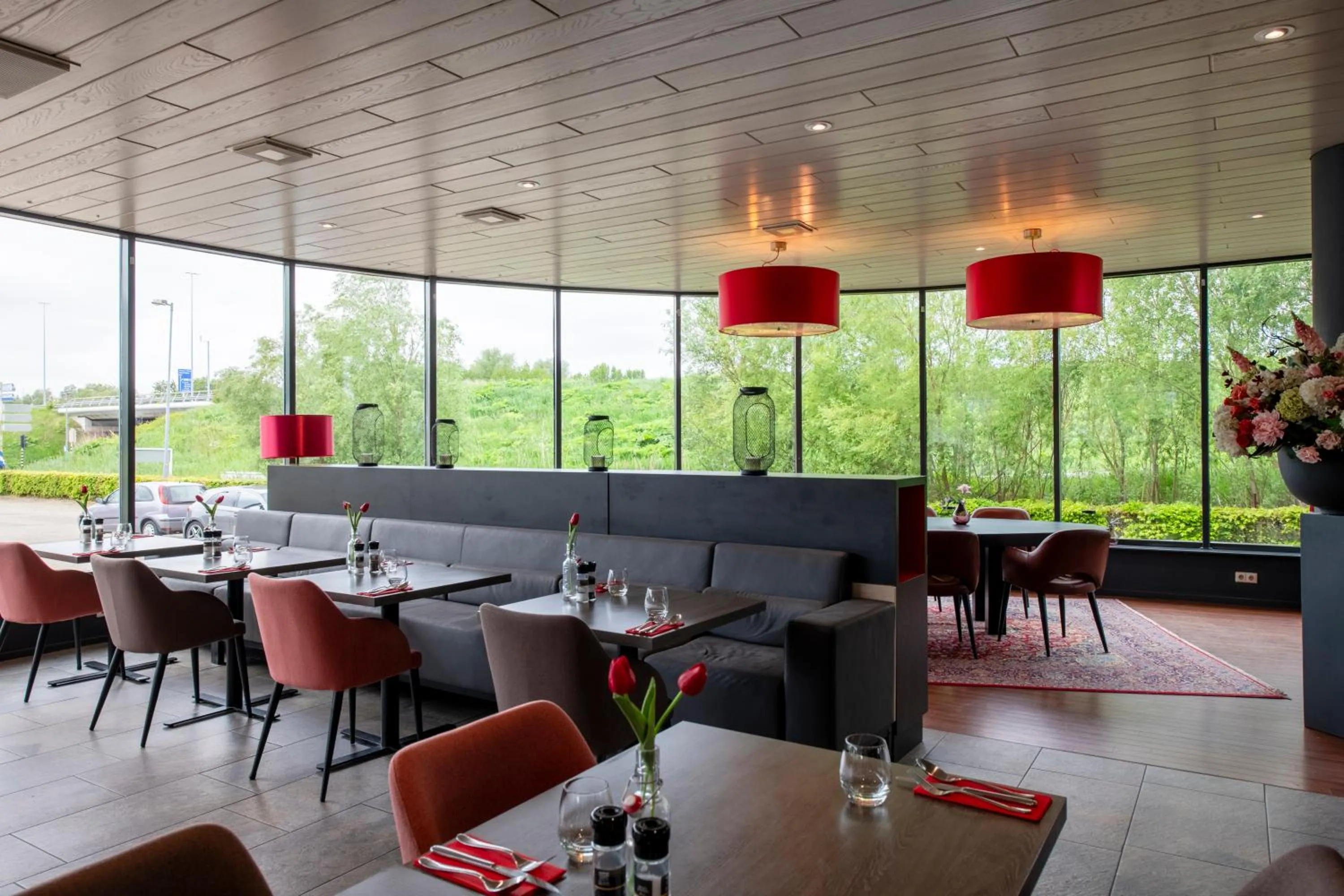 Restaurant/places to eat in Bastion Hotel Almere