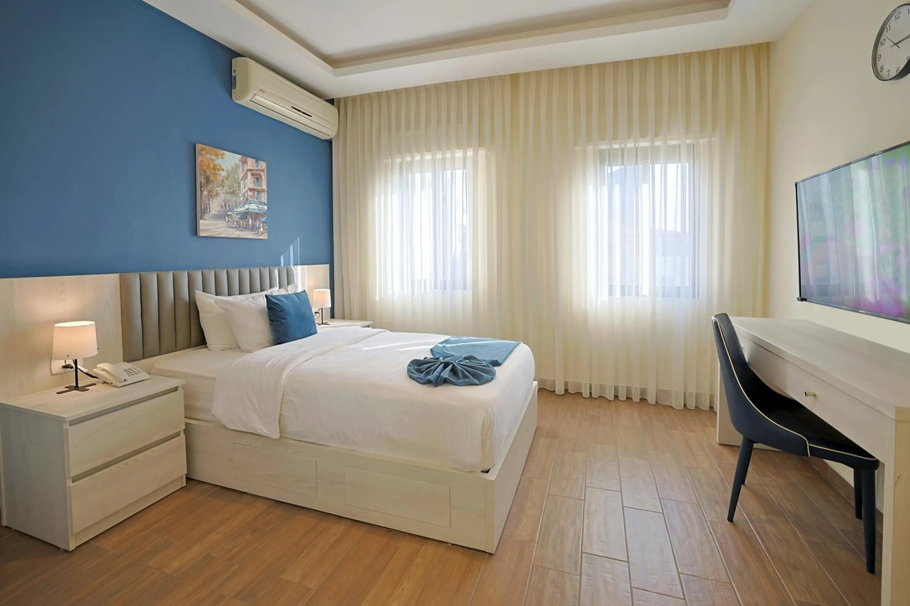 Bed in 46 Serviced Apartments