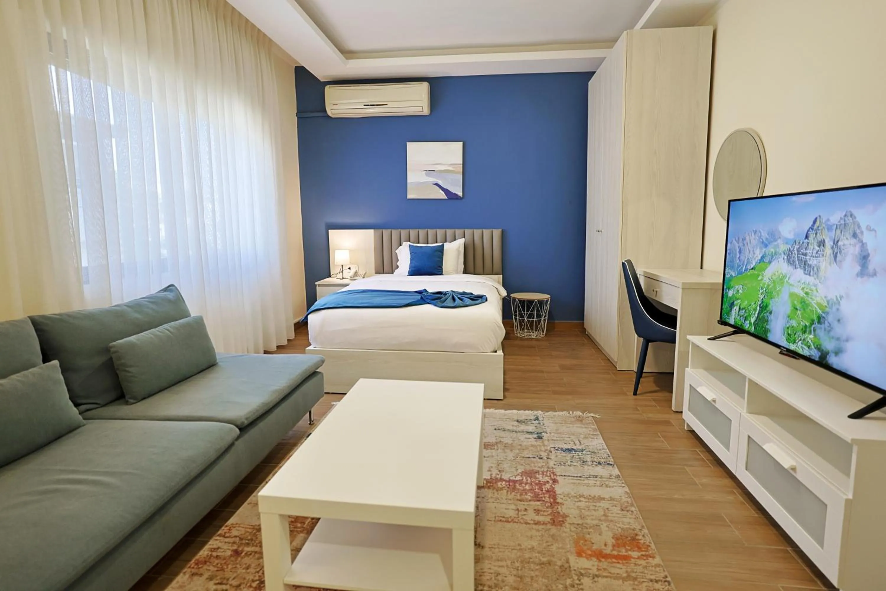 TV and multimedia, Bed in 46 Serviced Apartments