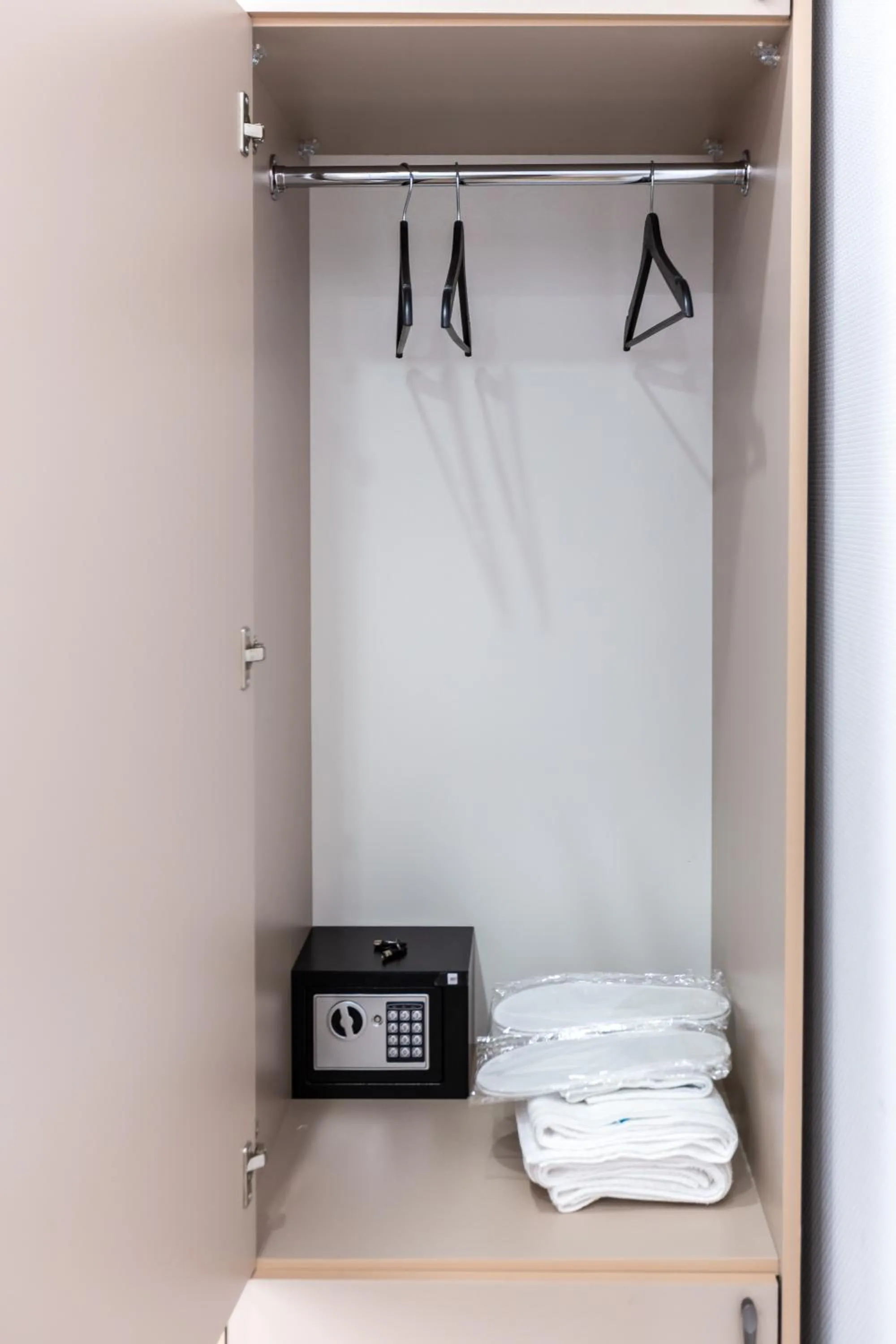 furniture in Hillside City Center Hotel