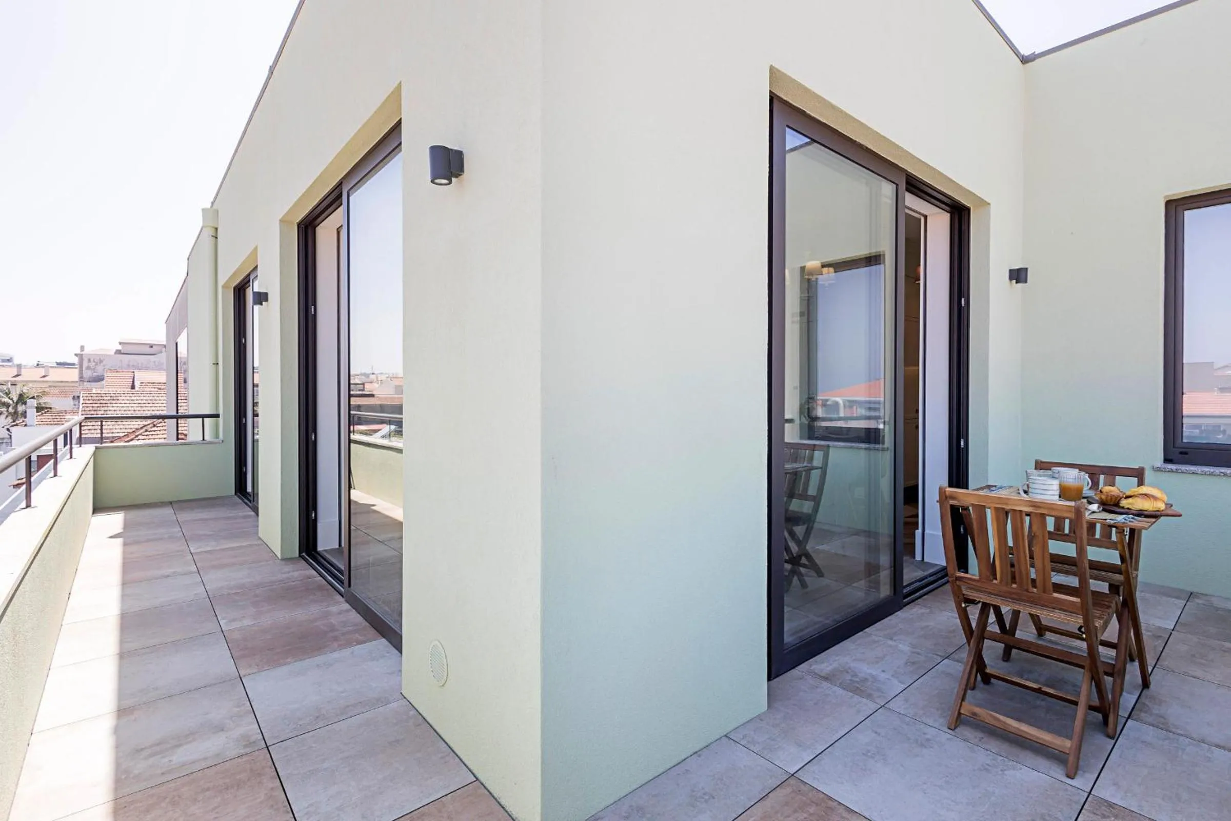 19 Nineteen Suites - Espinho