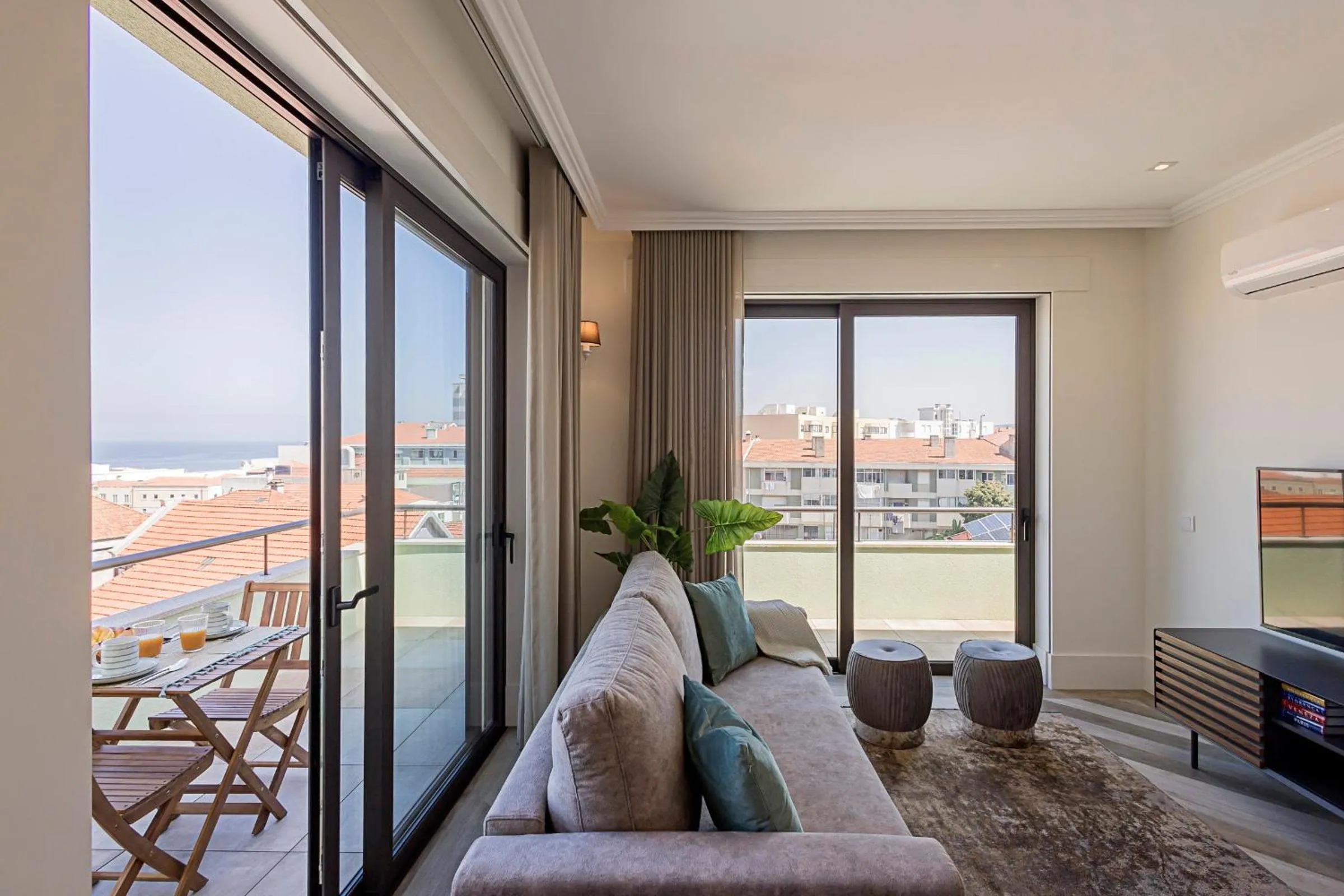 Apartment with Terrace in 19 Nineteen Suites - Espinho