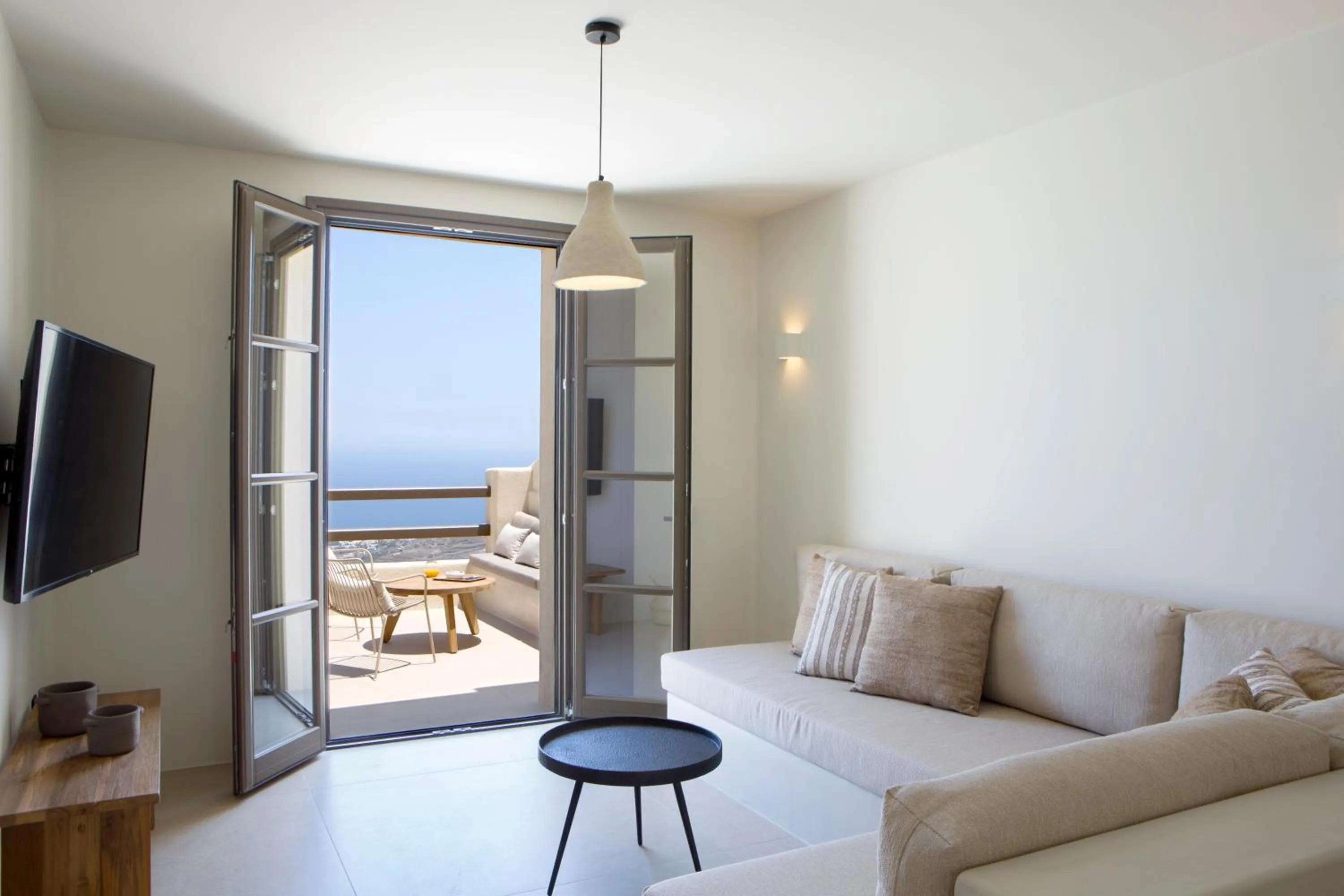 Living room in Elessa Hotel