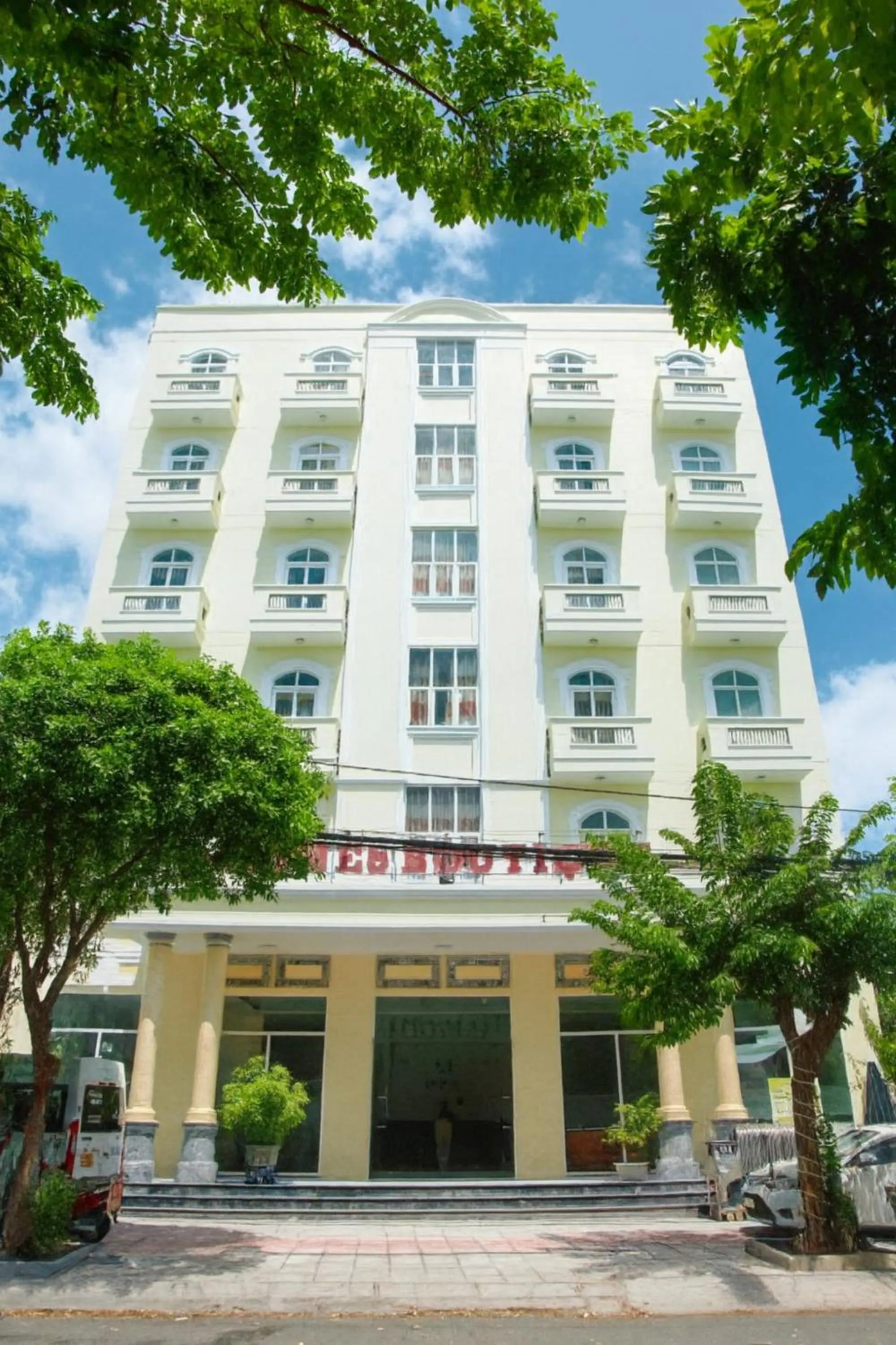 Property building in Zone 5 Boutique Hotel