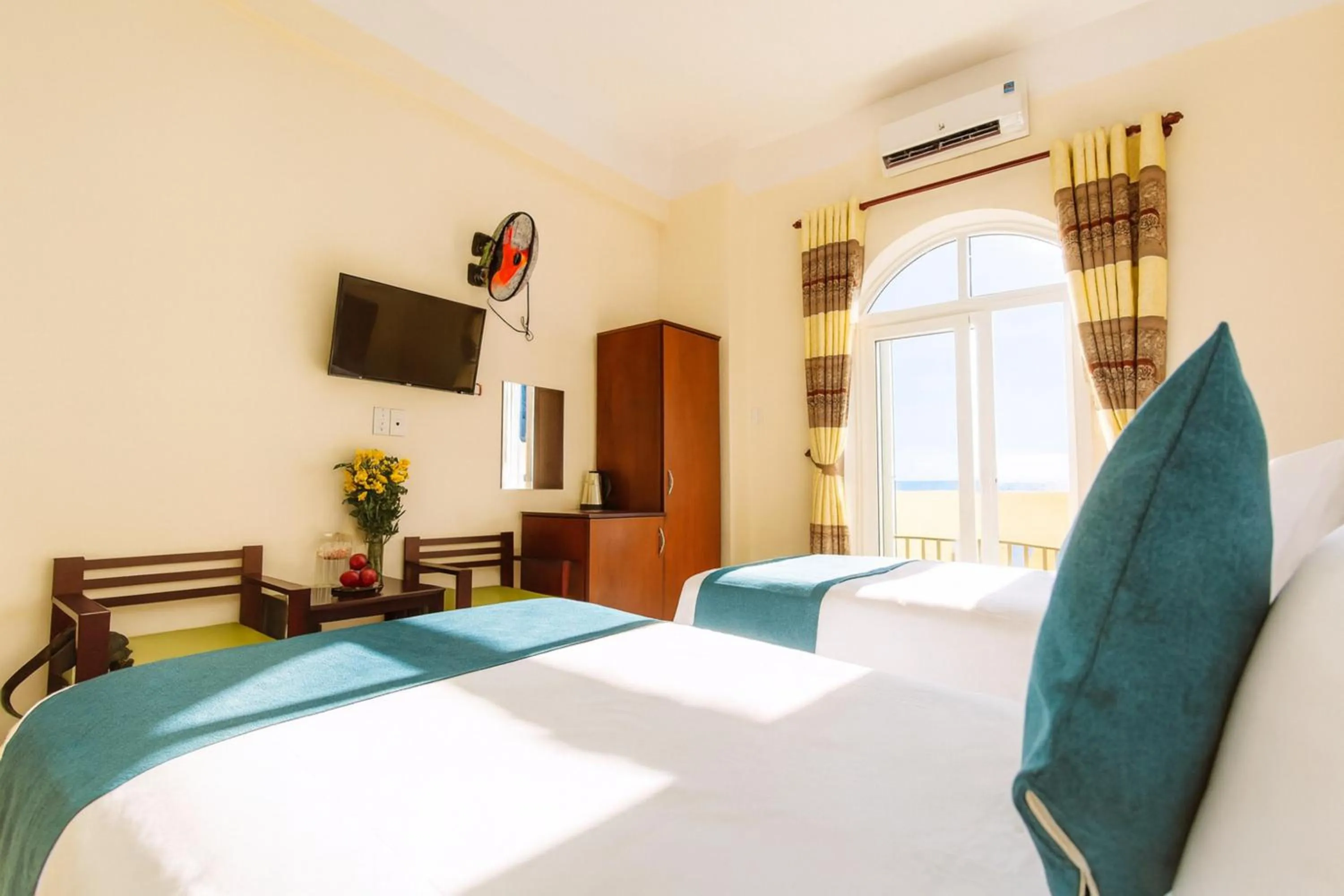 Bed in Zone 5 Boutique Hotel