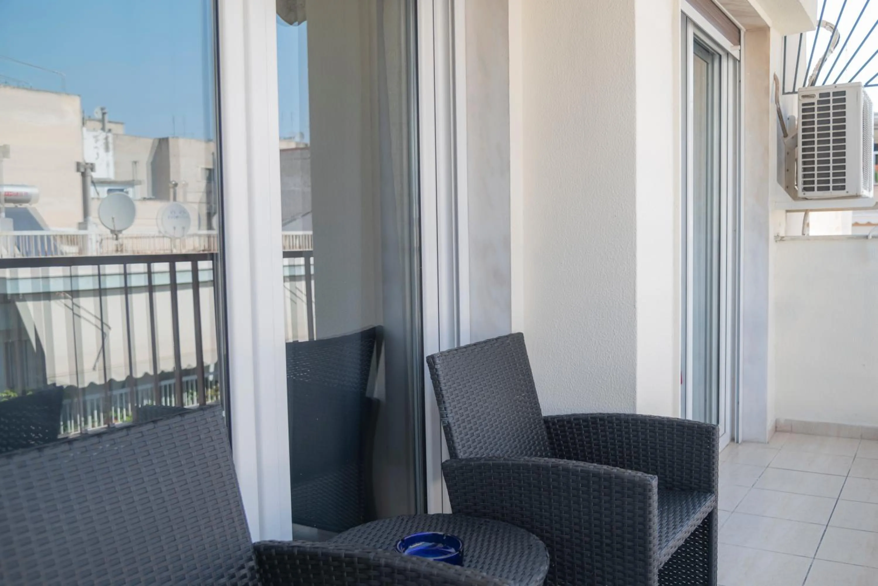 Balcony/Terrace in VIP Apt. Pezodromos Kalamarias