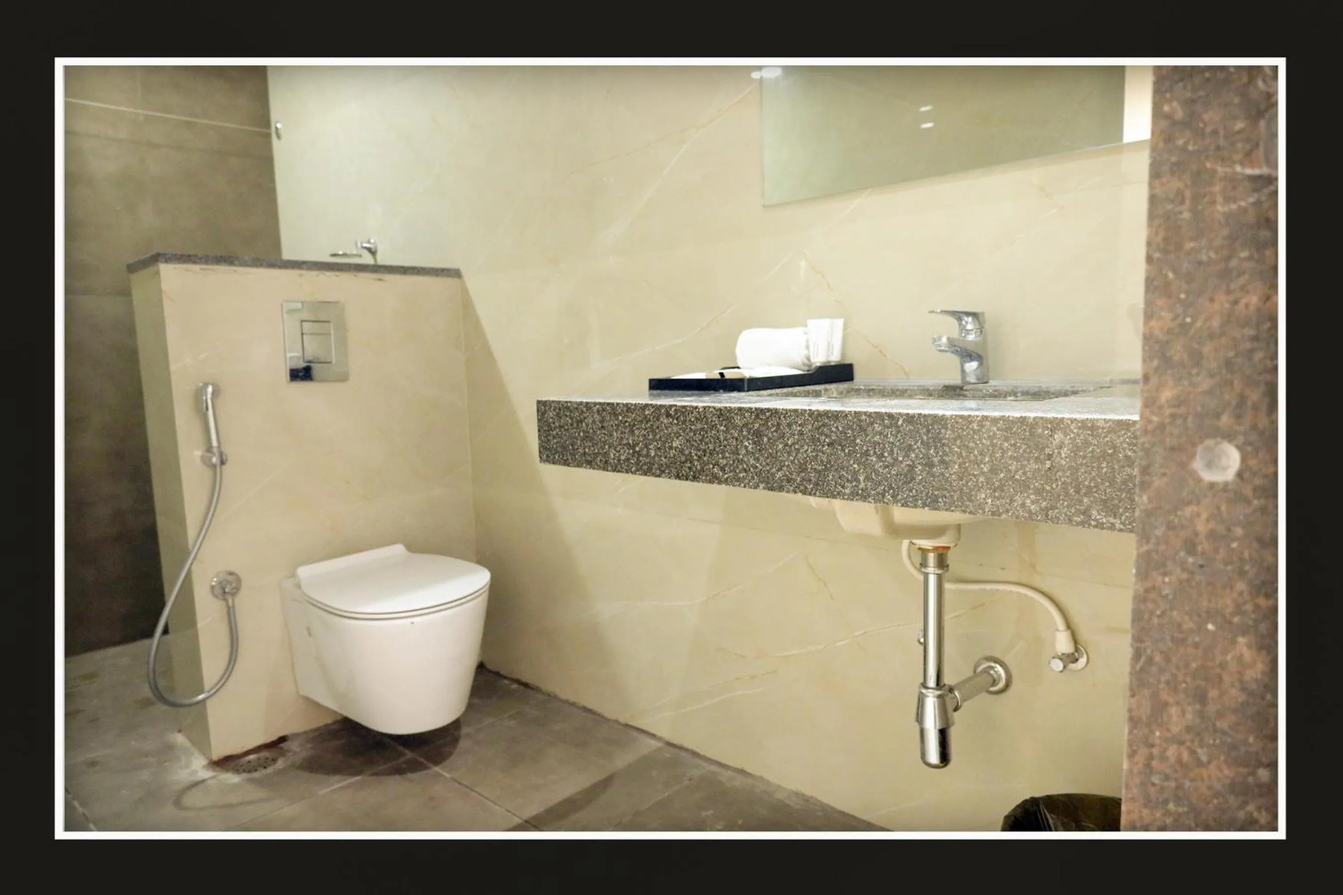 Shower in Sri Sri Sri Excellency