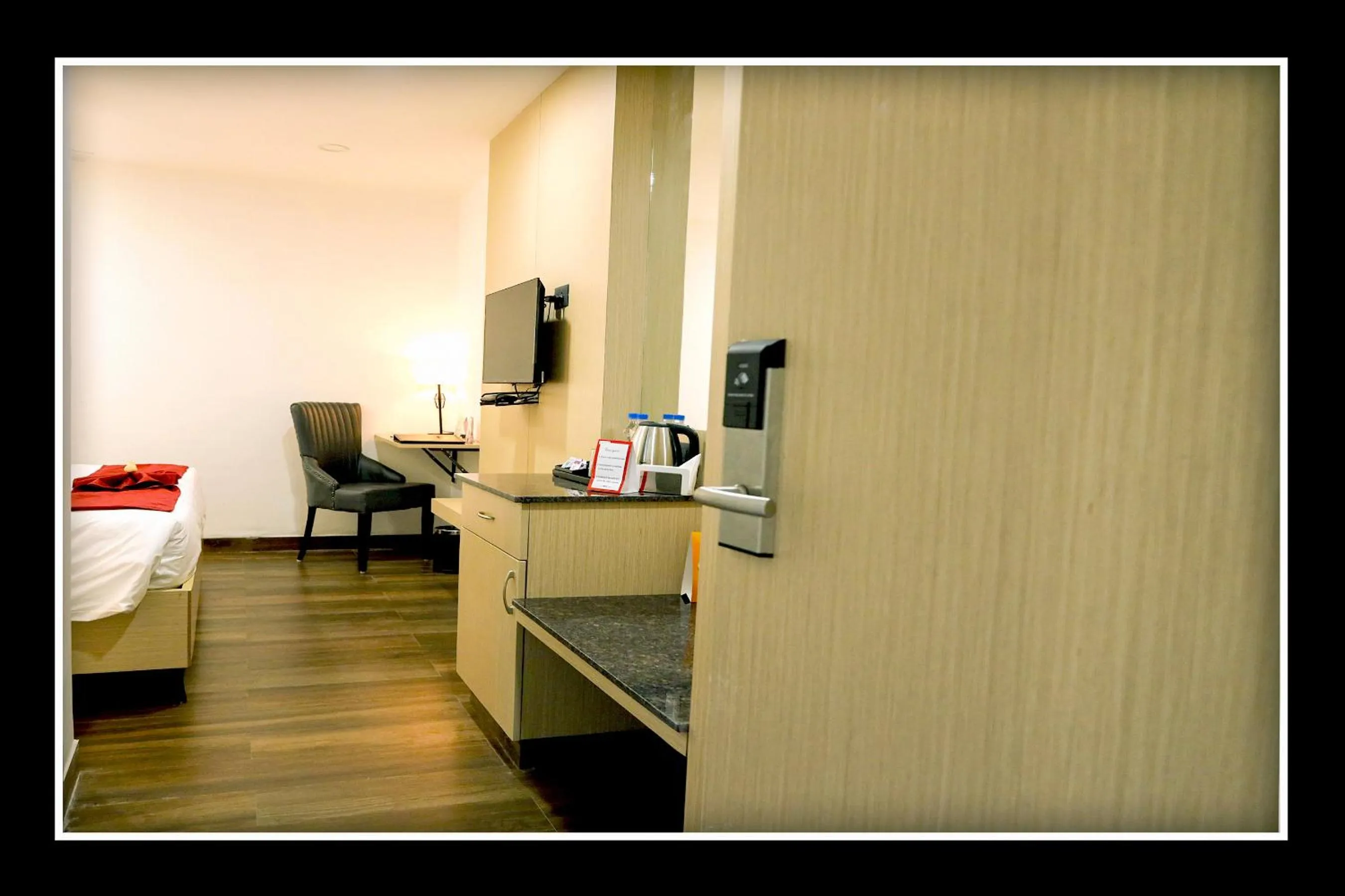 Bedroom, Bed in Sri Sri Sri Excellency