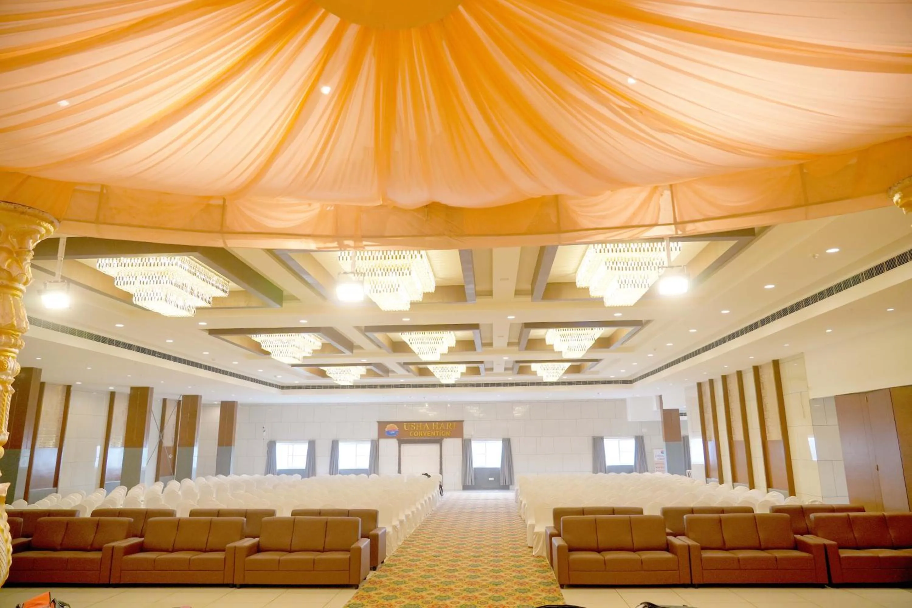 Banquet/Function facilities in Sri Sri Sri Excellency
