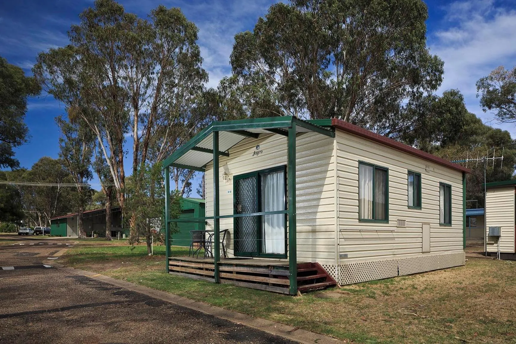 Property building in Mudgee Valley Park