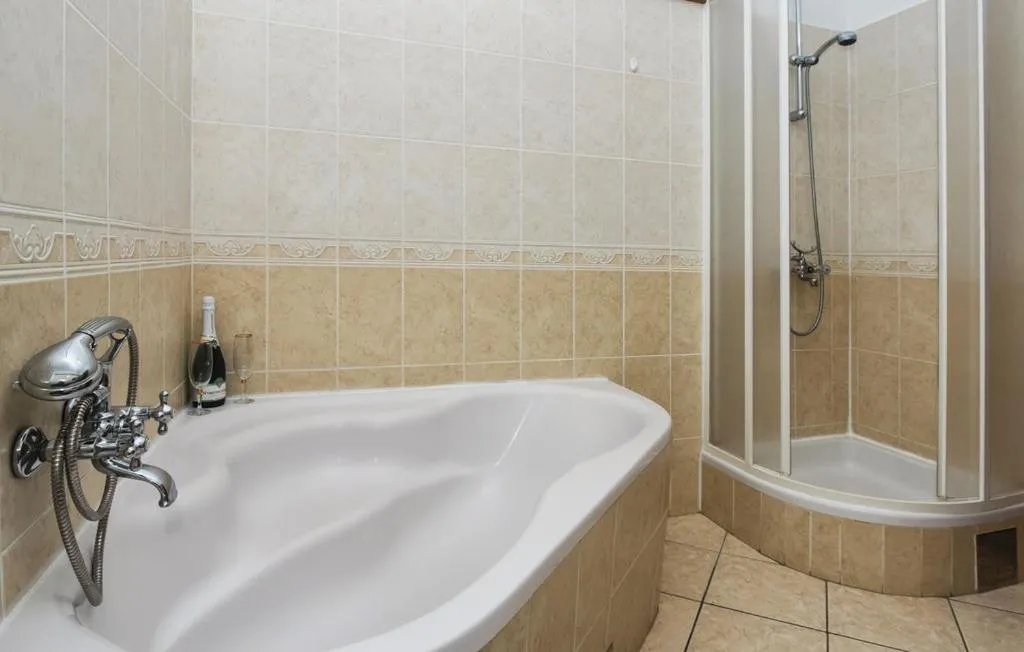 Bathroom in Luxardo