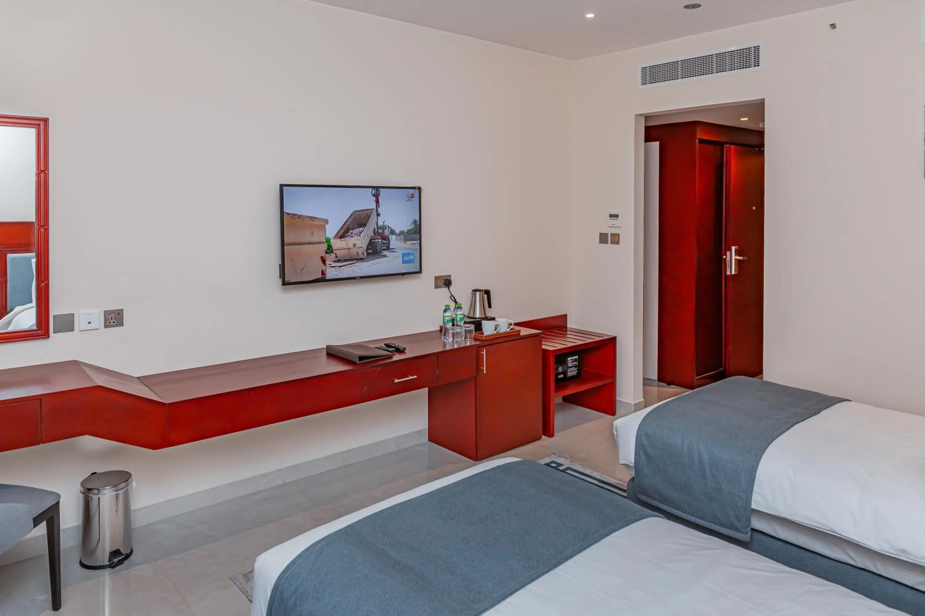 Bed in Salalah International Hotel