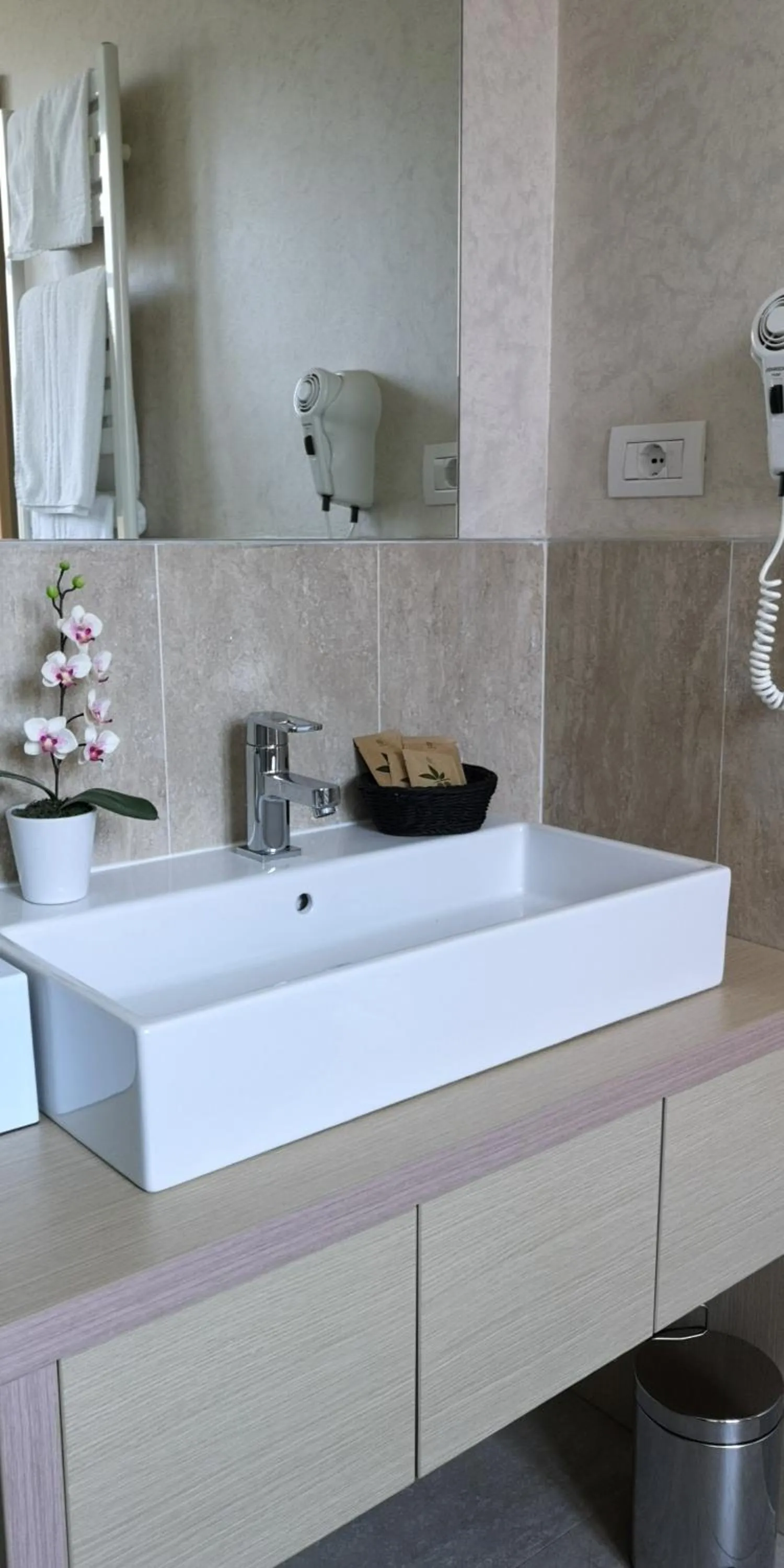 Bathroom in Hotel Helvetia