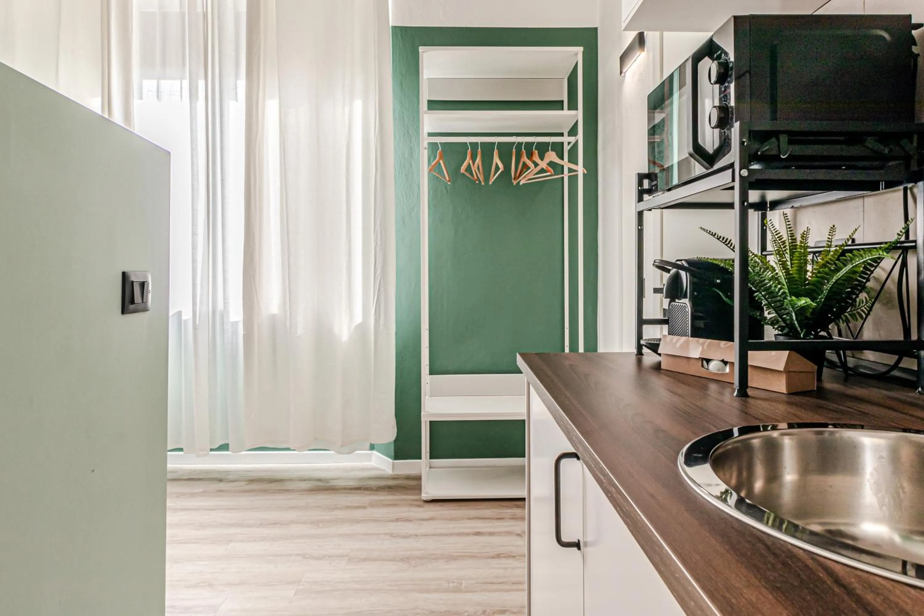 Kitchen or kitchenette in Japandi, Appartamento Zona Porto Mediceo Livorno
