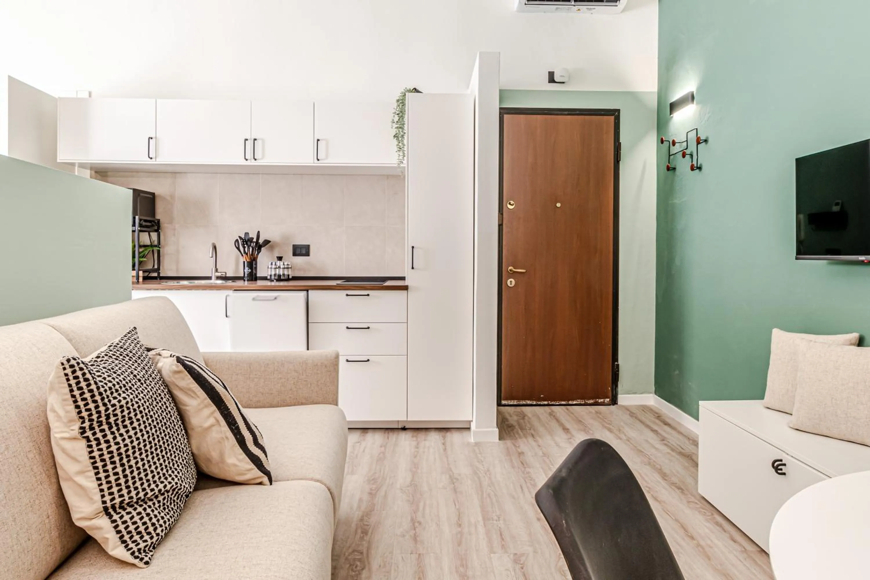 Kitchen or kitchenette in Japandi, Appartamento Zona Porto Mediceo Livorno