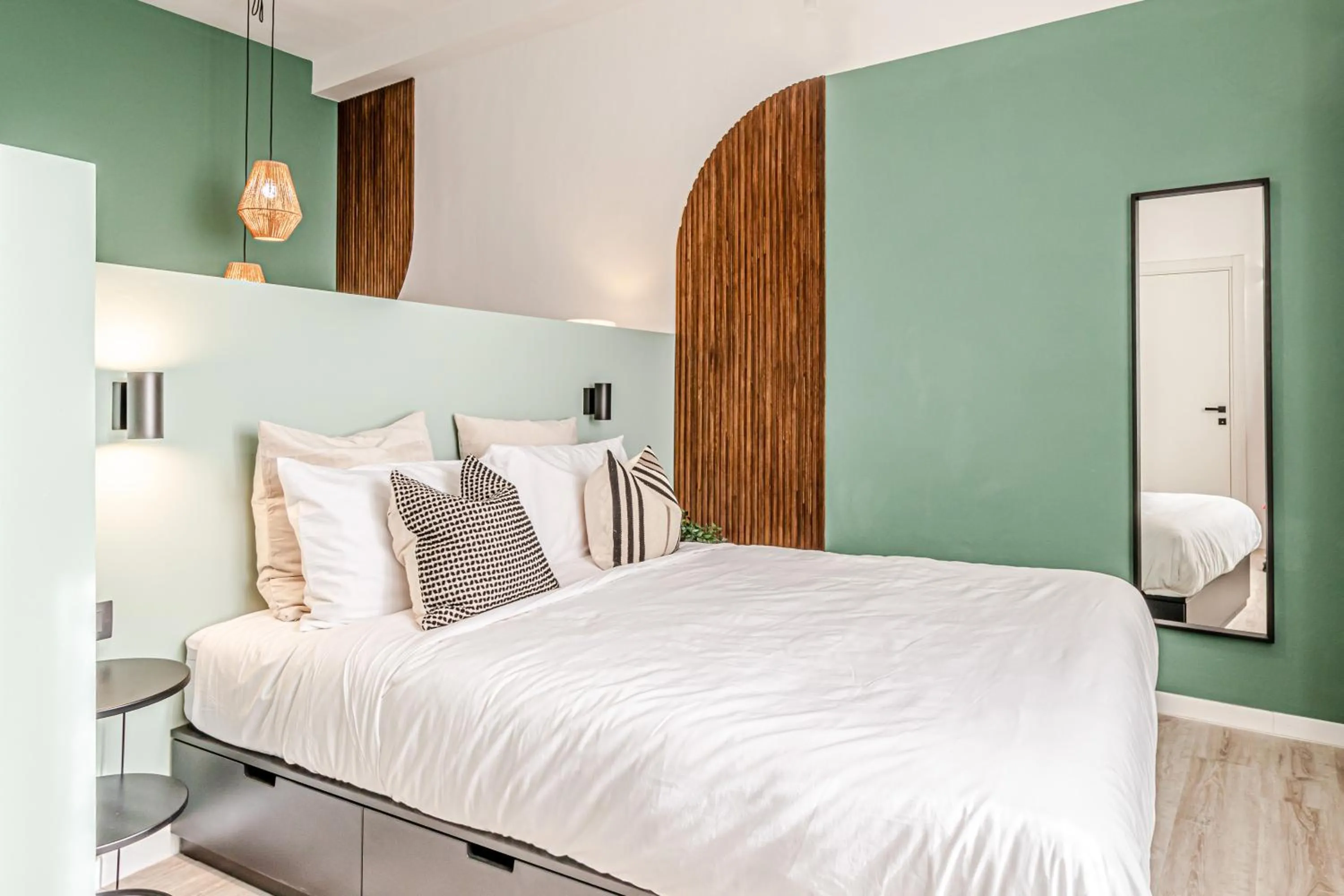 Bed in Japandi, Appartamento Zona Porto Mediceo Livorno