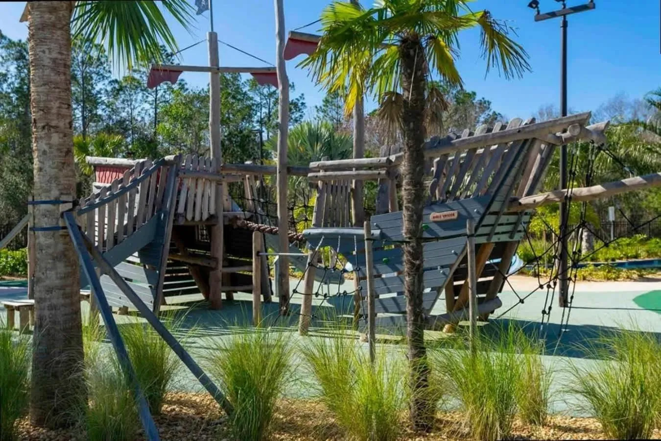 Splendid 5Bd Close to Disney at Storey Lake 4251