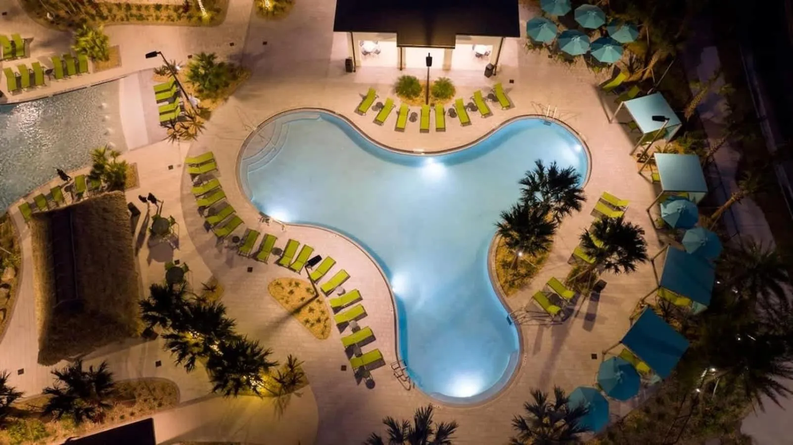 Gorgeous 4 Bd w Pool at Storey Lake Resort 4277