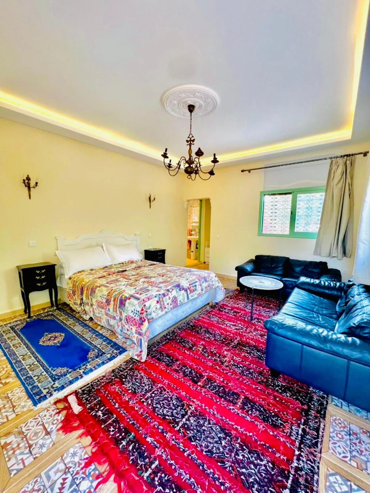 Bed in Villa Baddi Marrakech