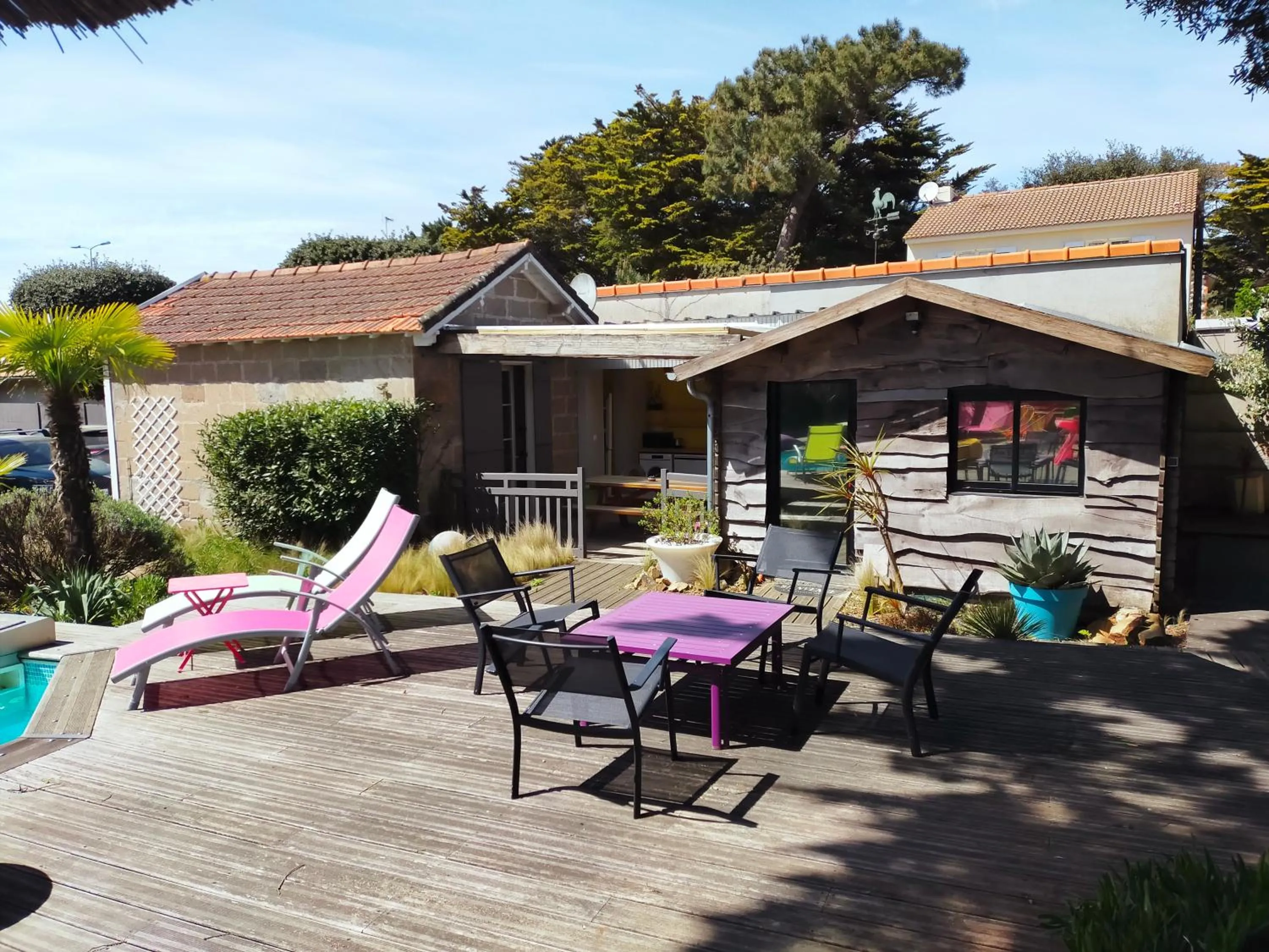 Patio in Le Gage location de vacance à la semaine