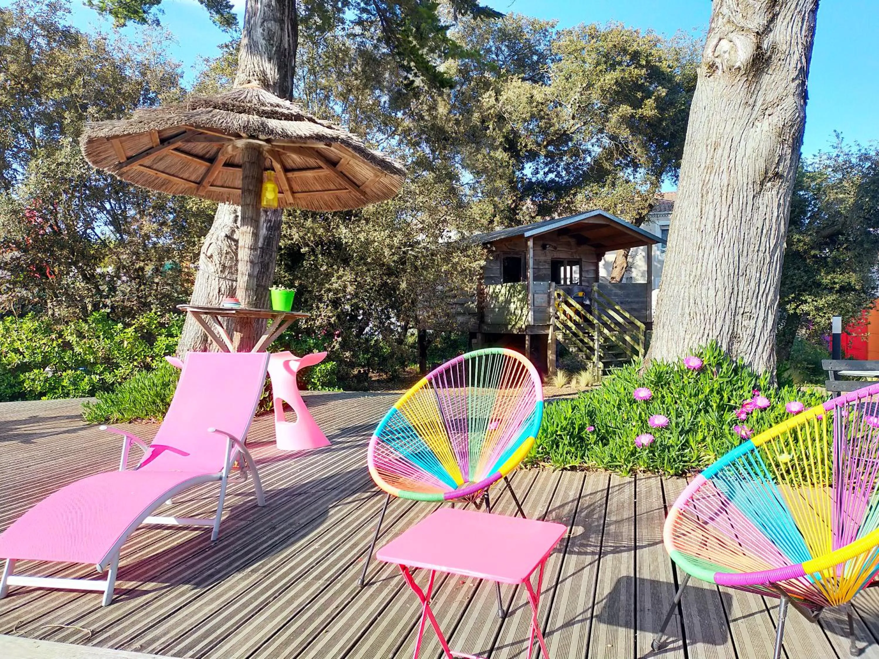 Patio in Le Gage location de vacance à la semaine