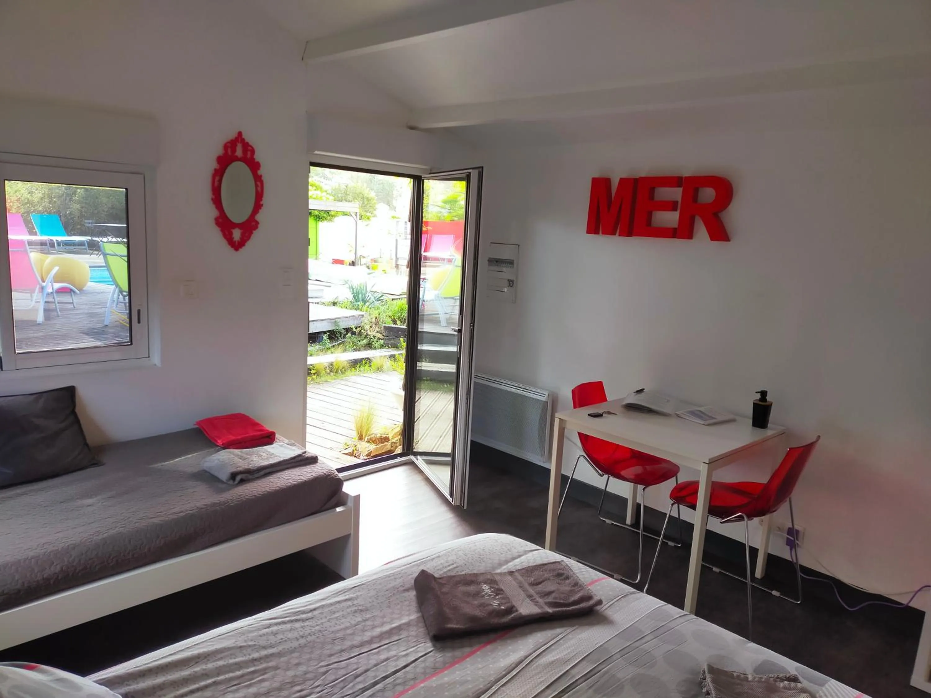 Photo of the whole room in Le Gage location de vacance à la semaine