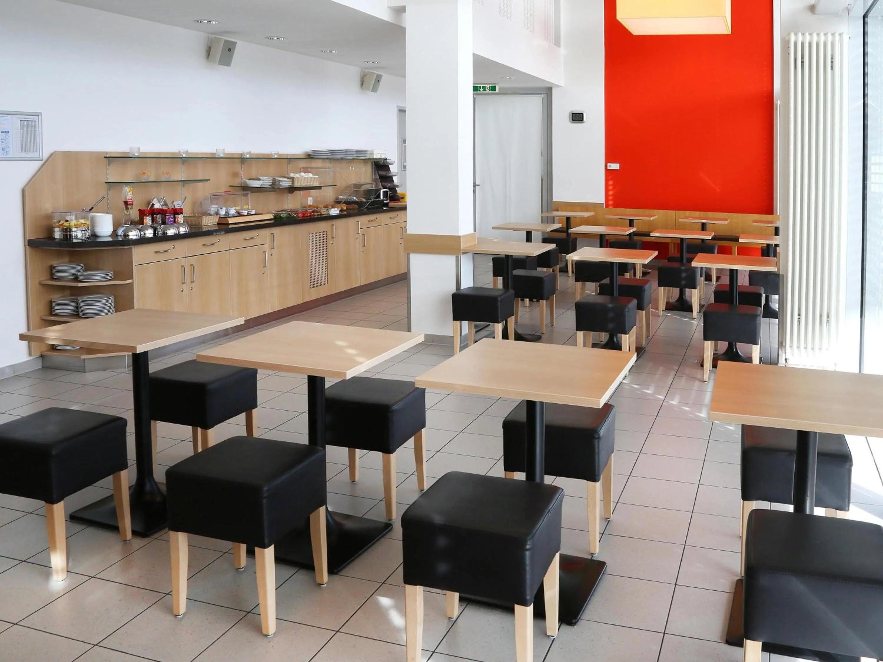 Breakfast in ibis budget Augsburg City