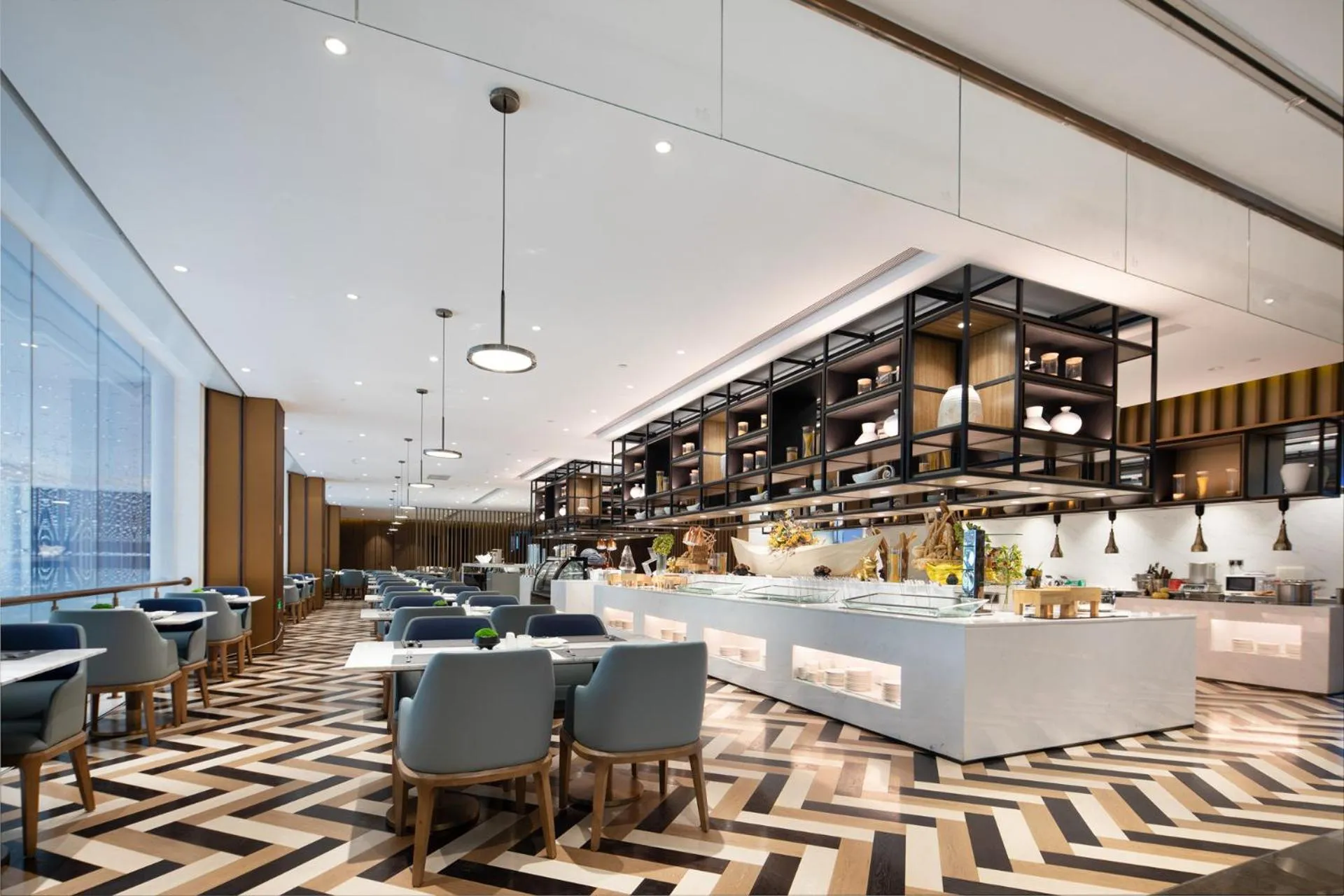 Restaurant/places to eat in Wyndham Garden Shenzhen Longhua