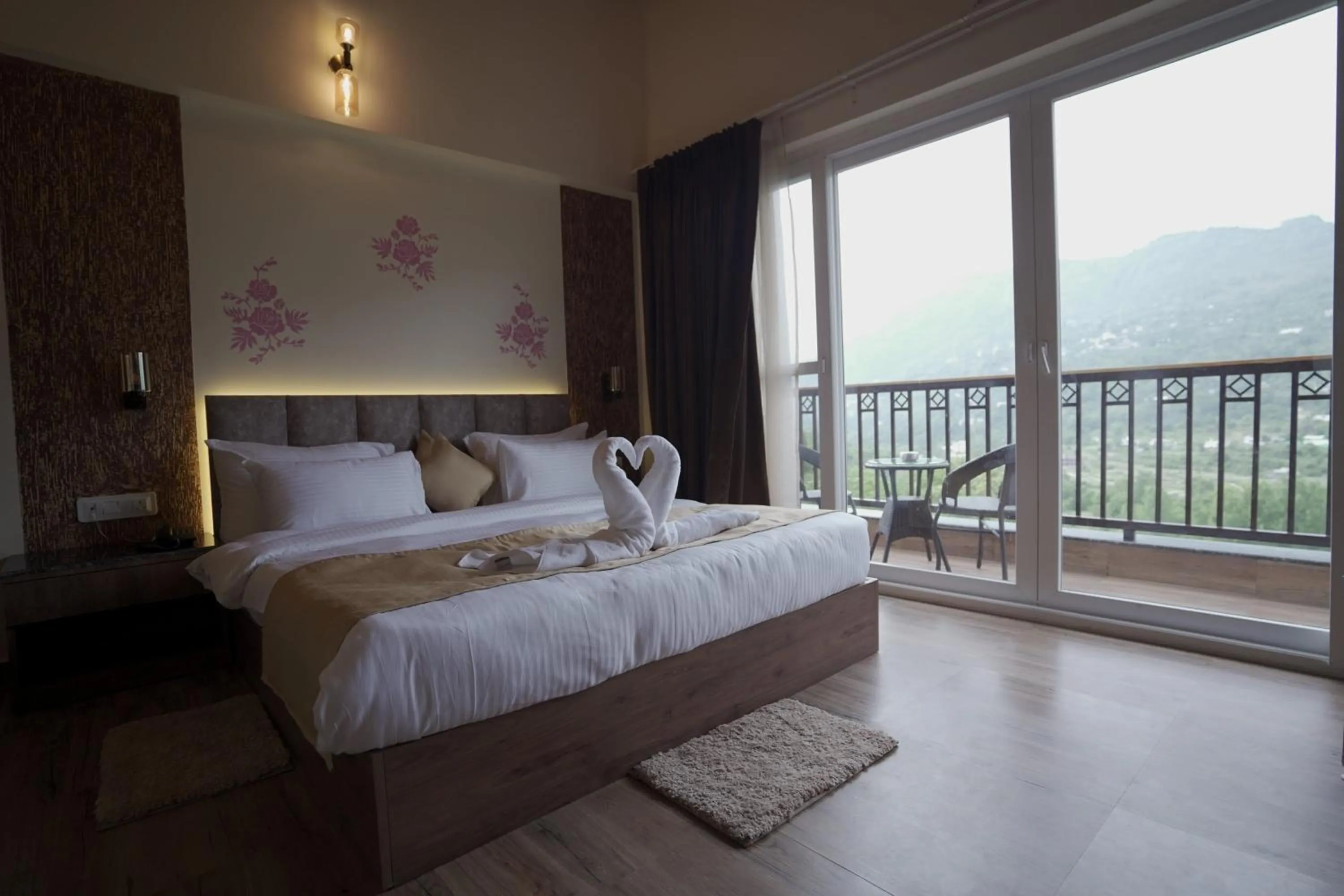 Bedroom, Bed in NIVEDAN HOTEL AND RESORT